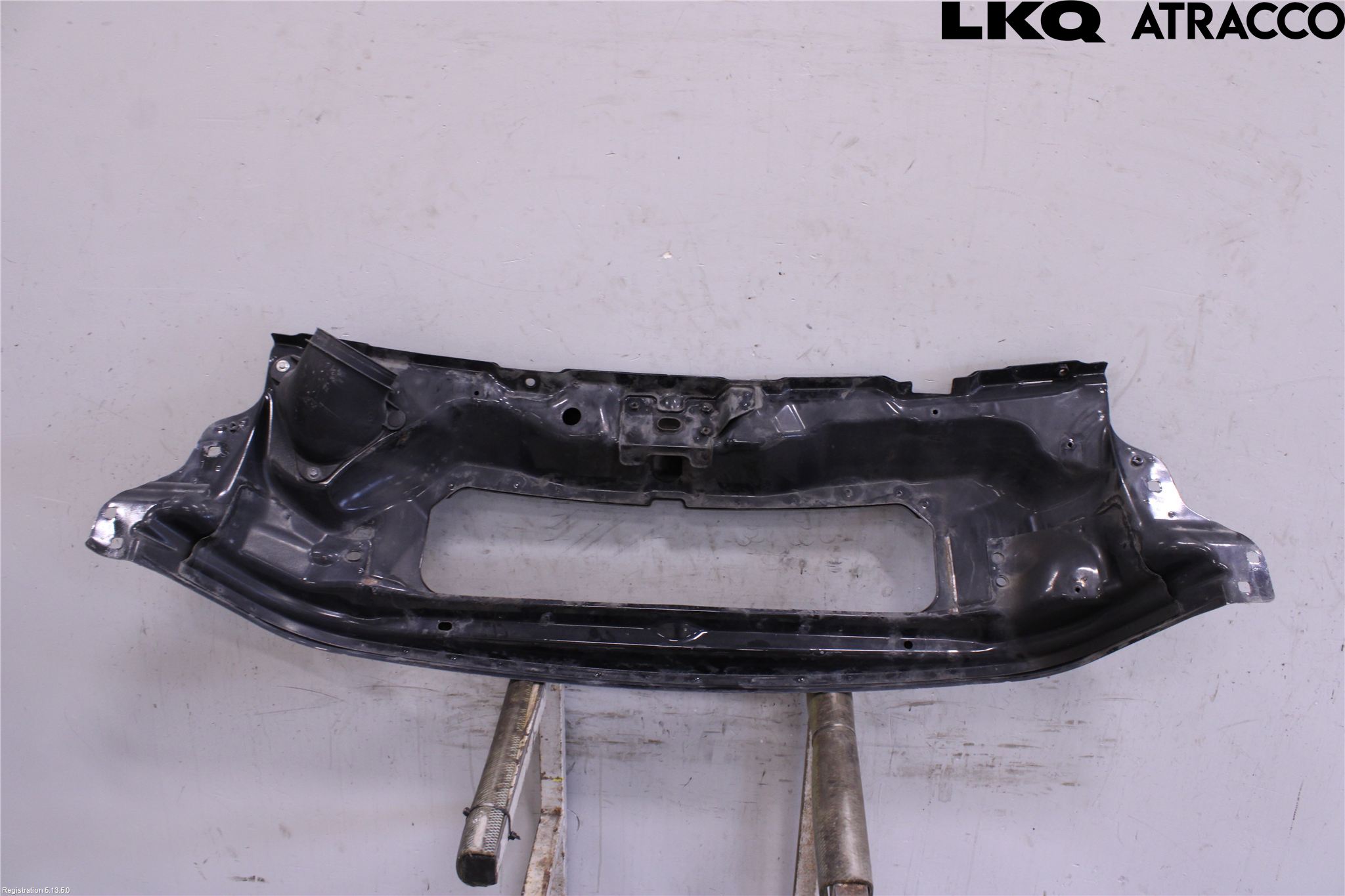 Iveco DAILY 14->> Front Huvlåsplåt-Balk