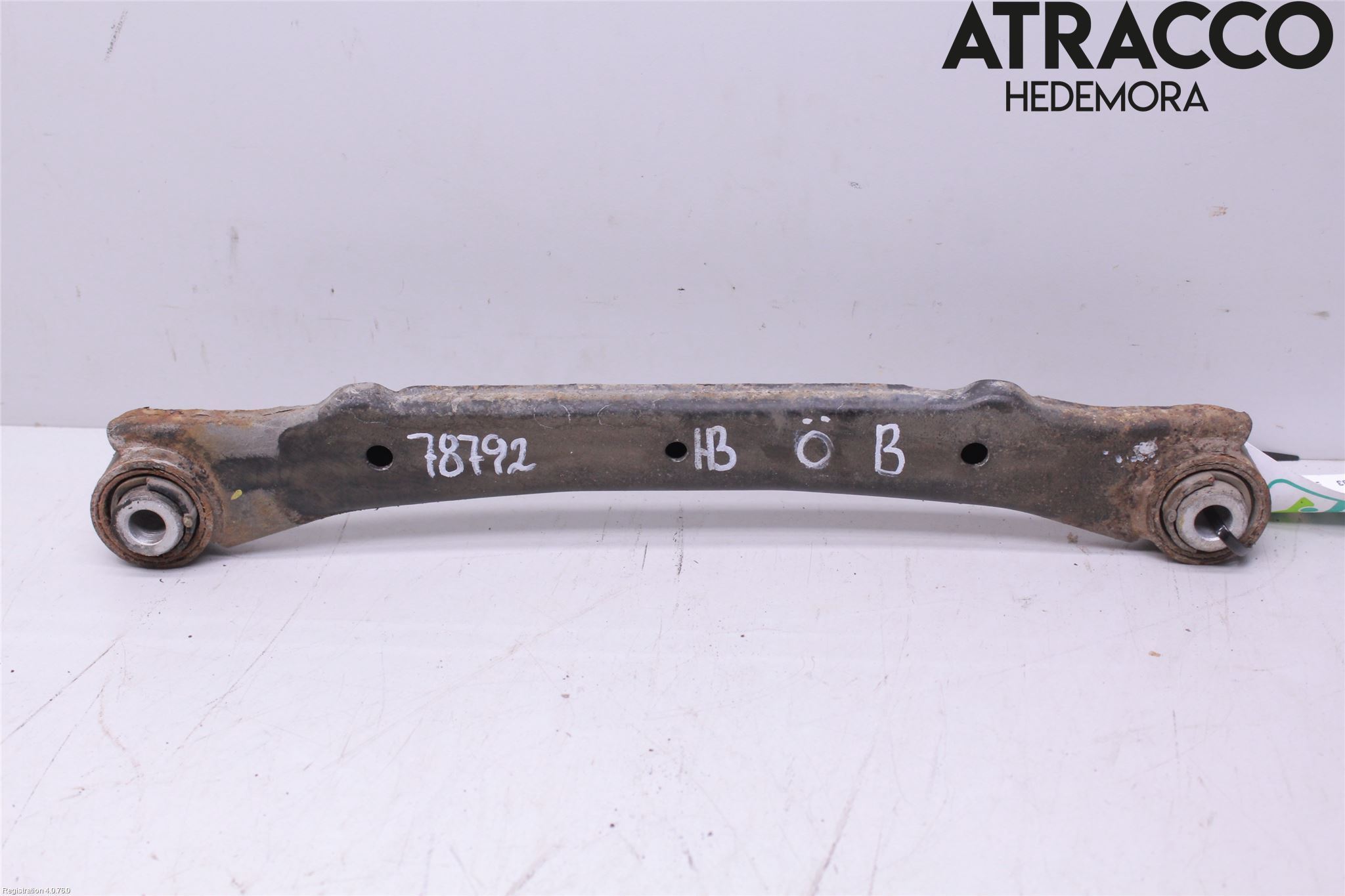 Hyundai i40 16-18 Bärarm Bak Övre Höger