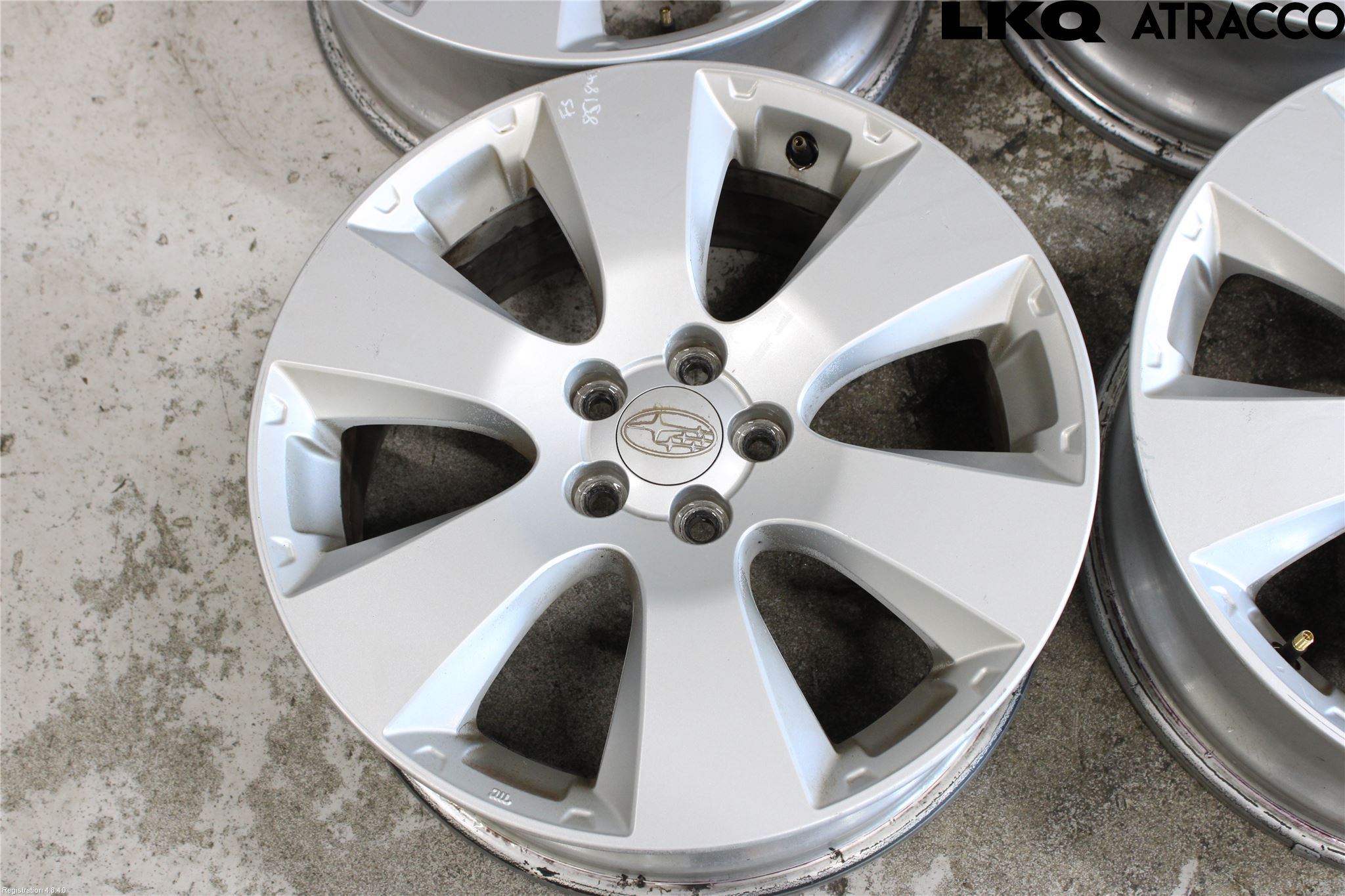 Subaru OUTBACK 10-15 Fälgsats Aluminium