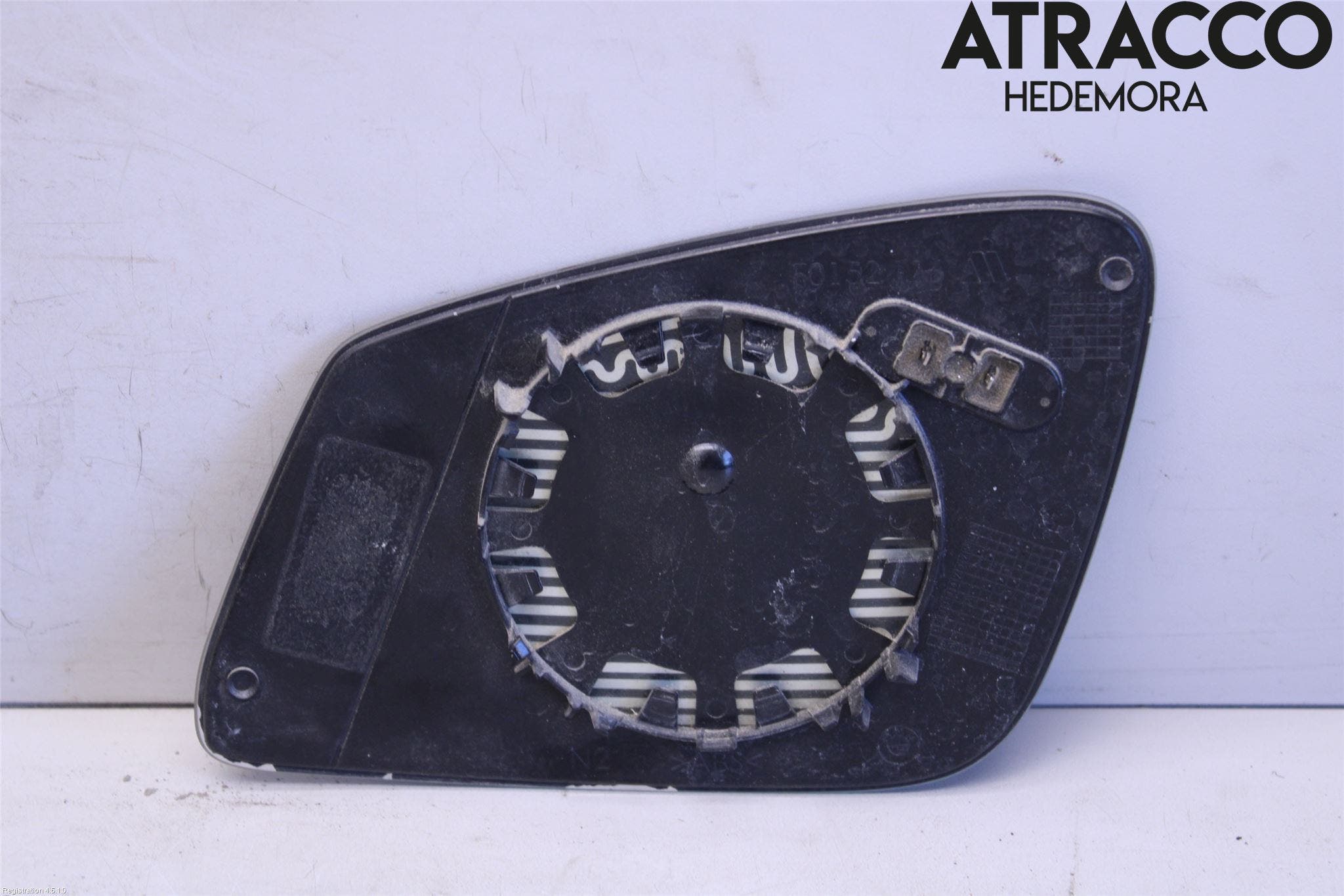 BMW 5 F10/F11/F18 09-17 Spegelglas Hö