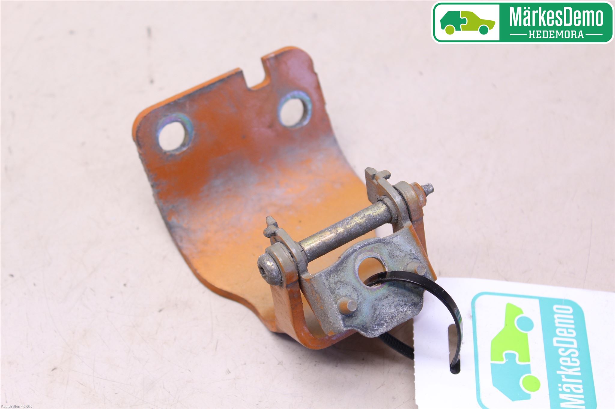 Citroen C3 PLURIEL Bakluckegångjärn Vä