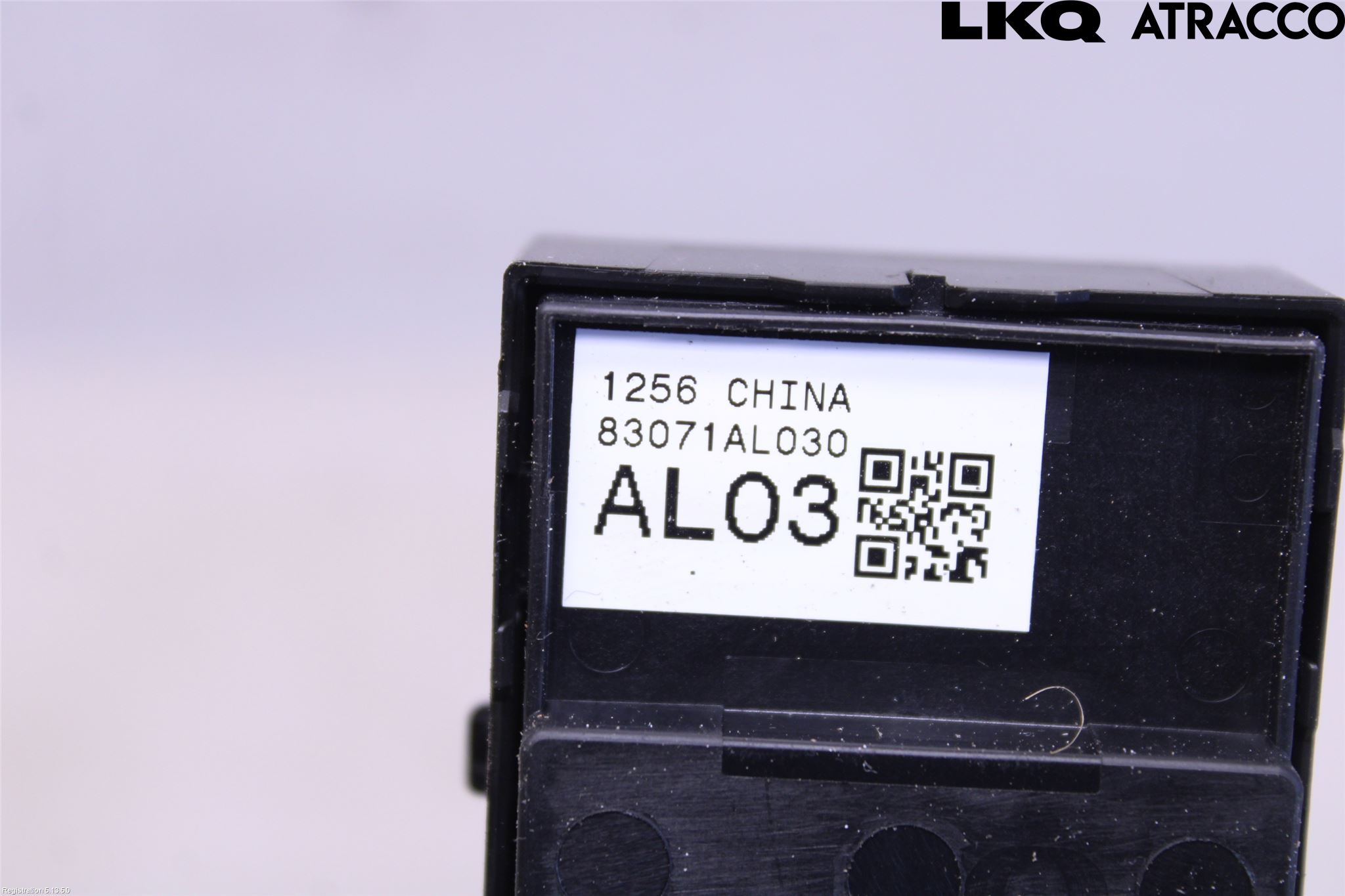 Subaru OUTBACK 15-20 Strömställare Elhiss
