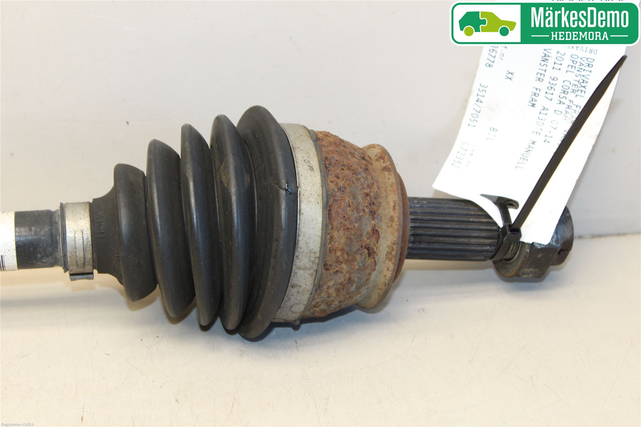 Opel CORSA D 07-14 Drivaxel Fram Vänster