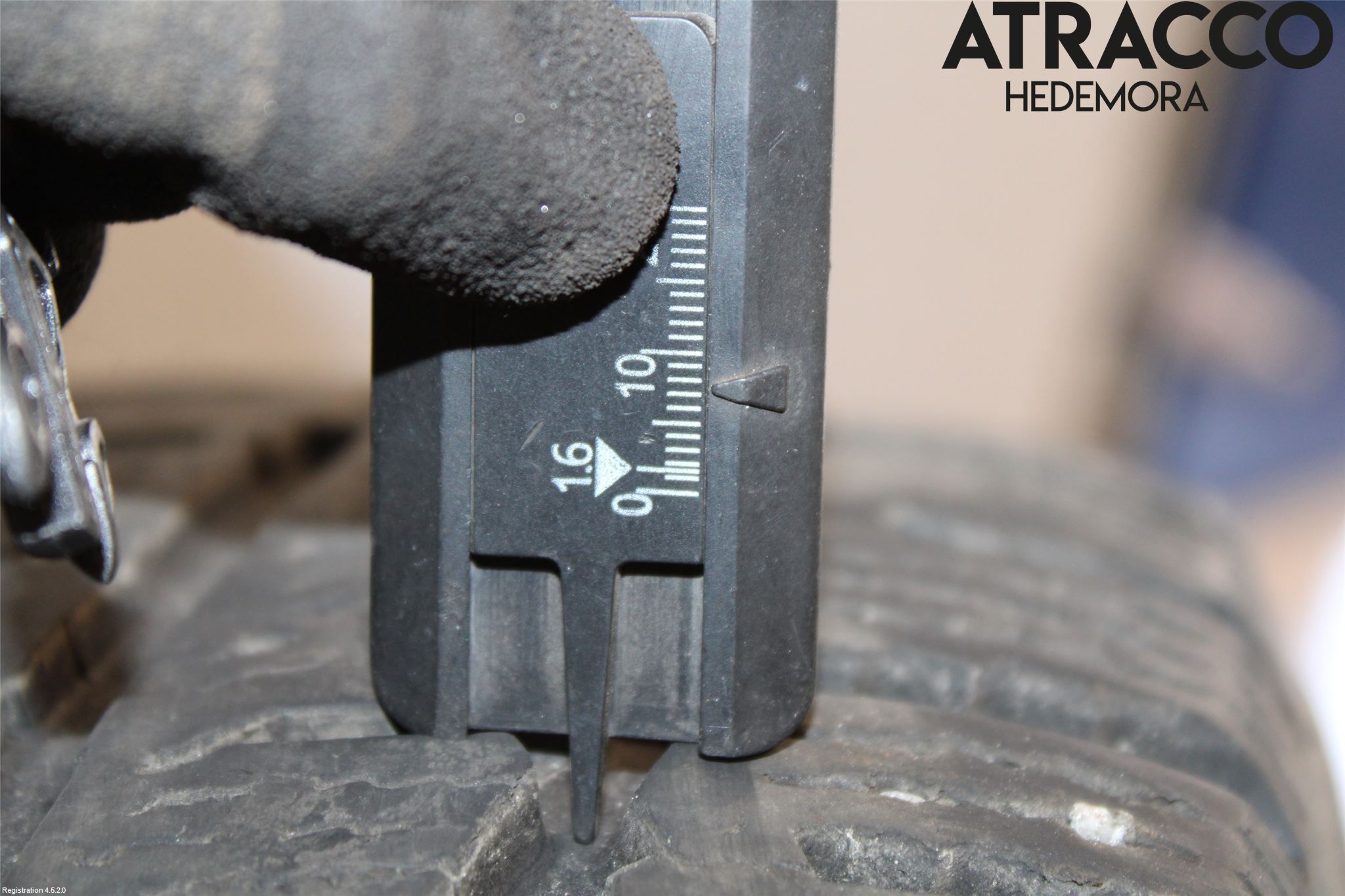 Ford TRANSIT SKÅP/BUSS 14-22 Vinterdäck Med Fälg