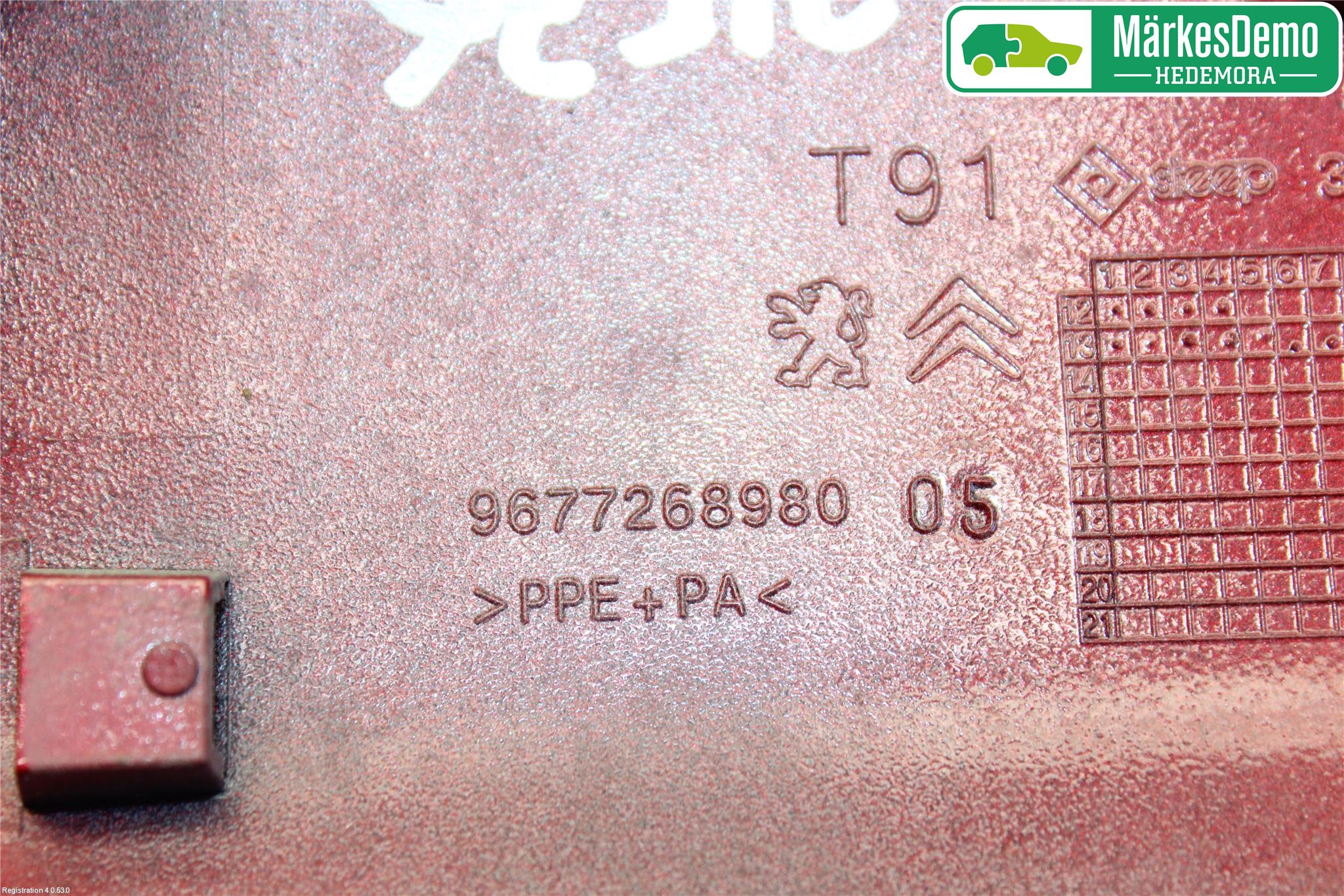 Peugeot 308 14-21 Tanklucka