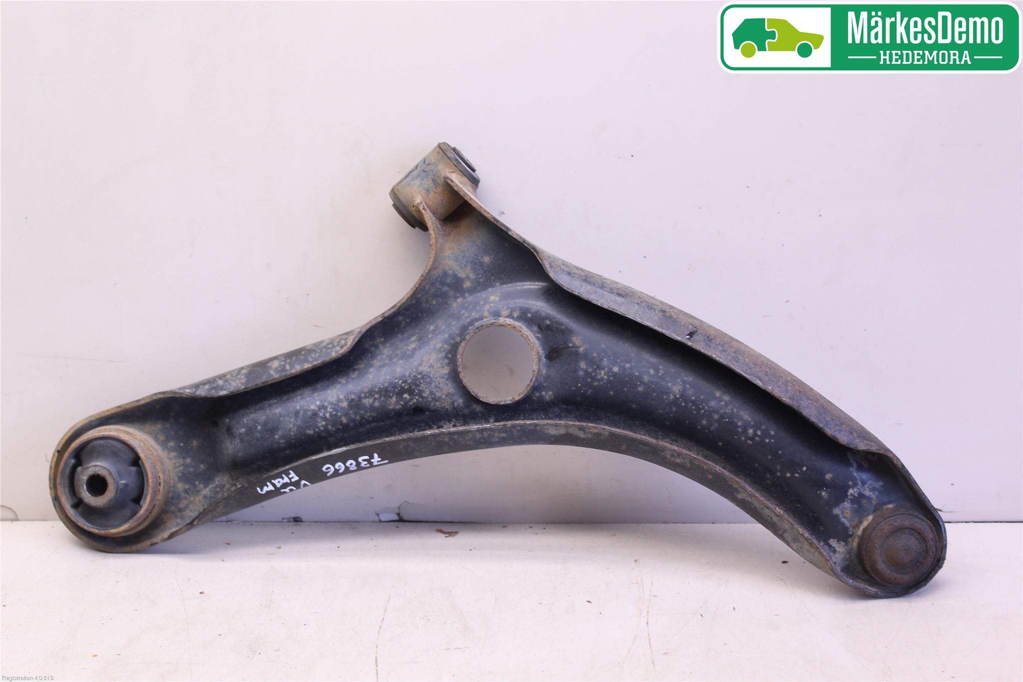 Hyundai i20 PB 09-14 Bärarm Fram Undre Vä