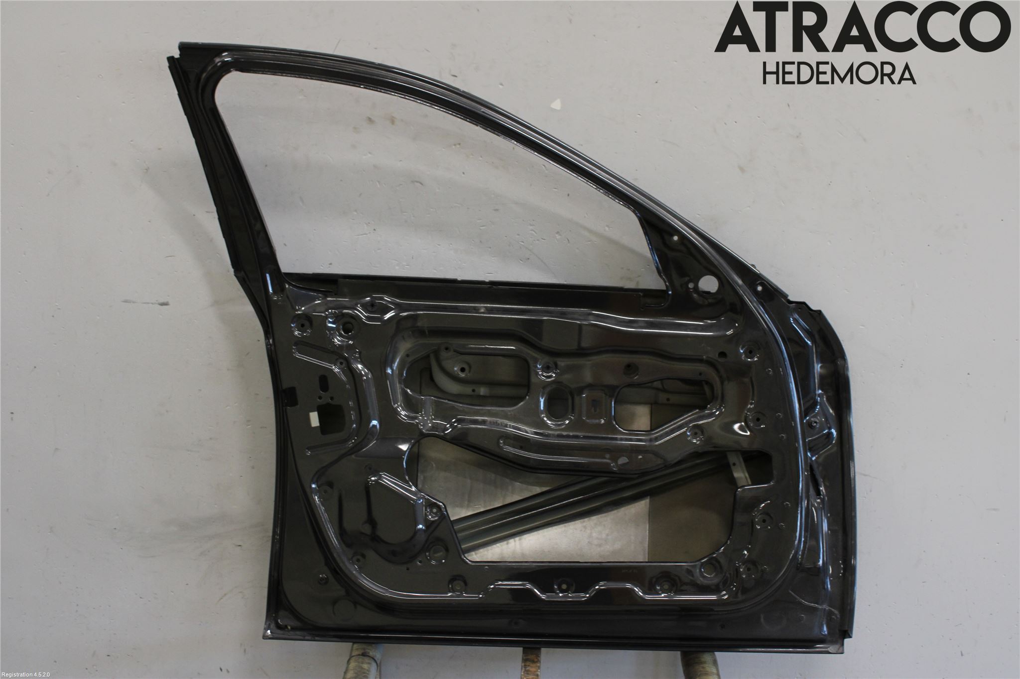 BMW 5 F10/F11/F18 09-17 Dörr Fram Vänster