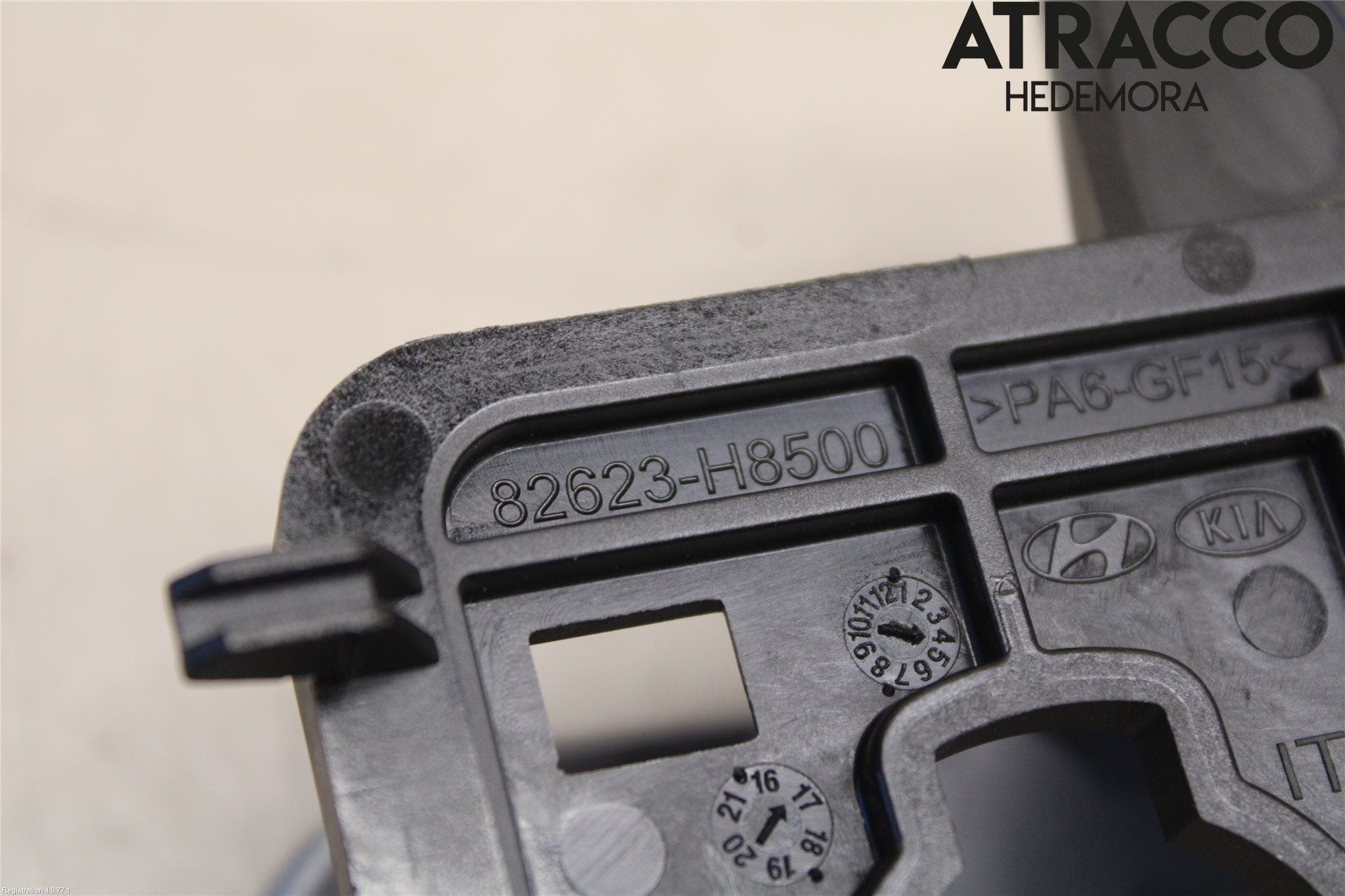 Kia RIO 17- Dörrhandtag Inre Hö