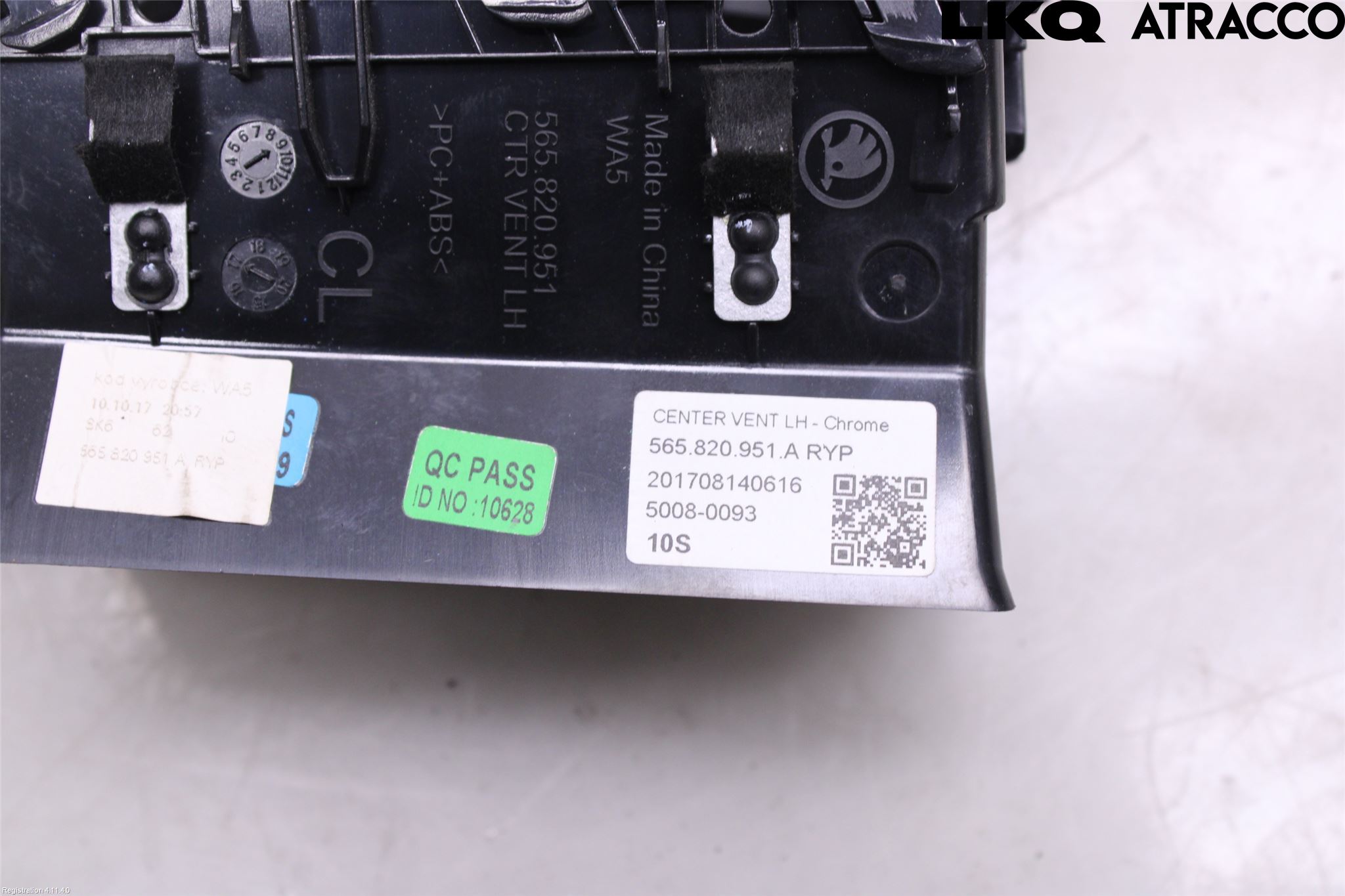 Skoda KODIAQ 17-24 Defrosterkanal-Munstycke
