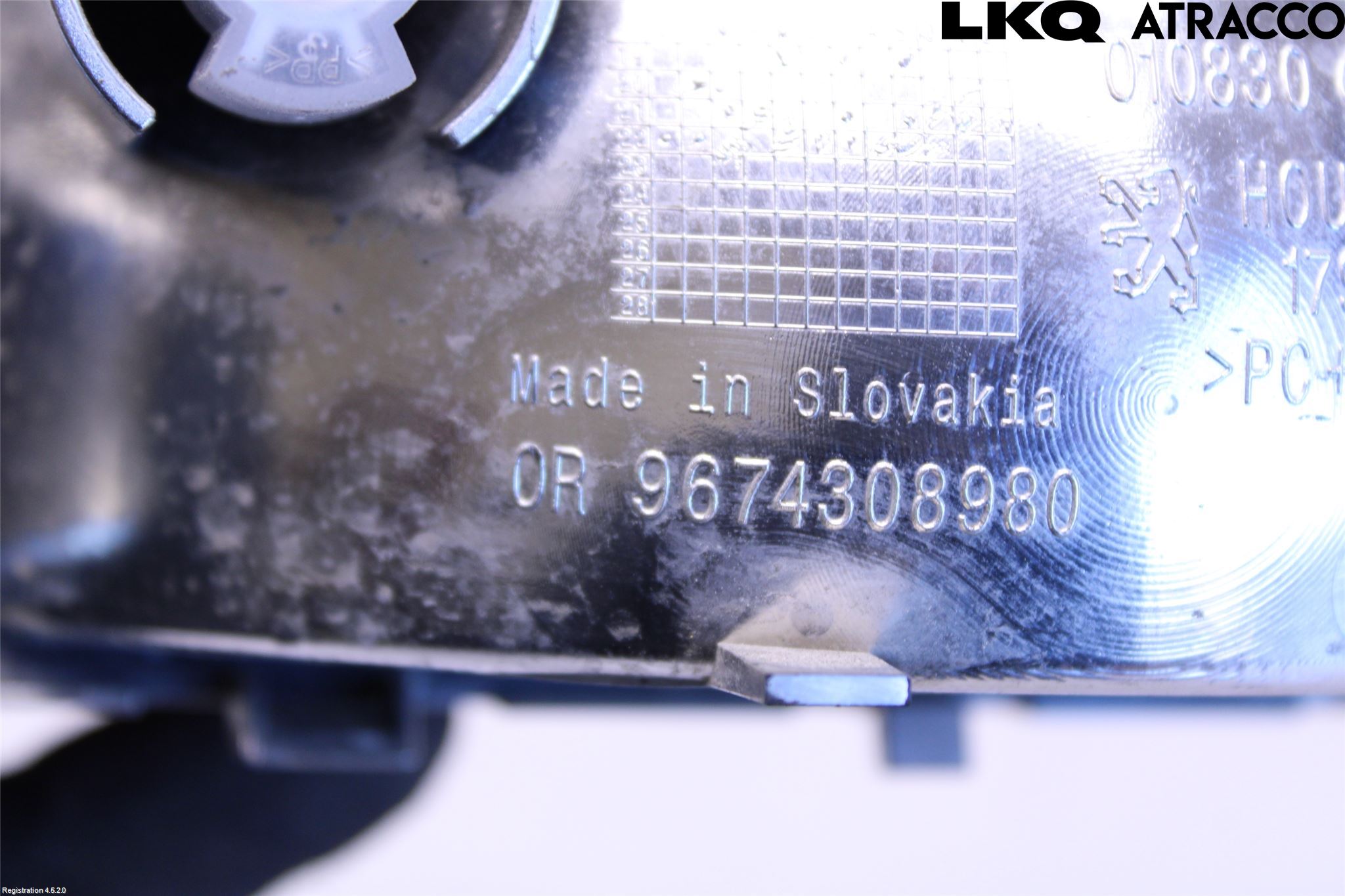 Opel CORSA F, CORSA-E 20- Bromsljus Bakruta