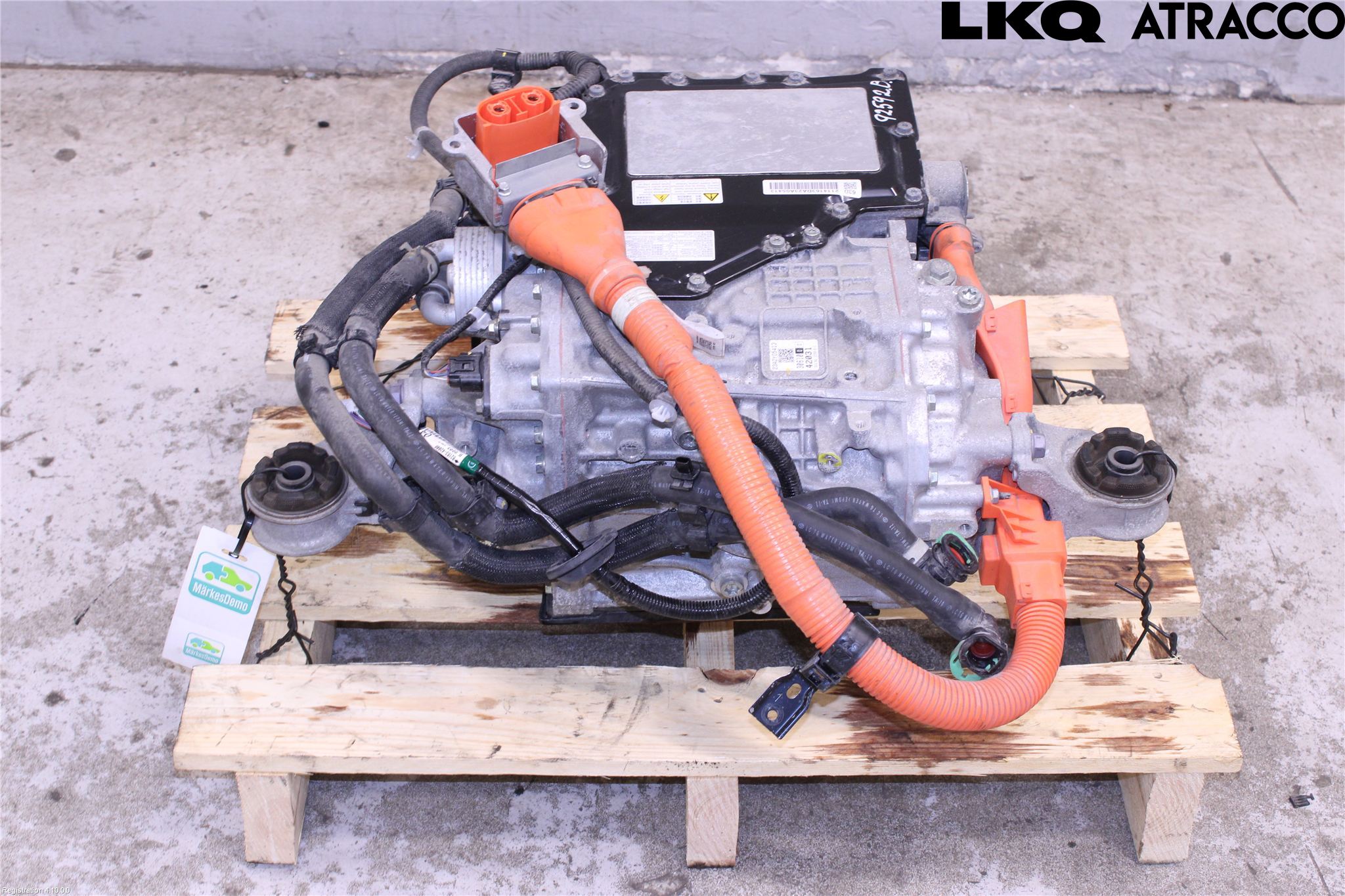 Toyota bZ4X EA10 22- Motor Elektrisk Bak