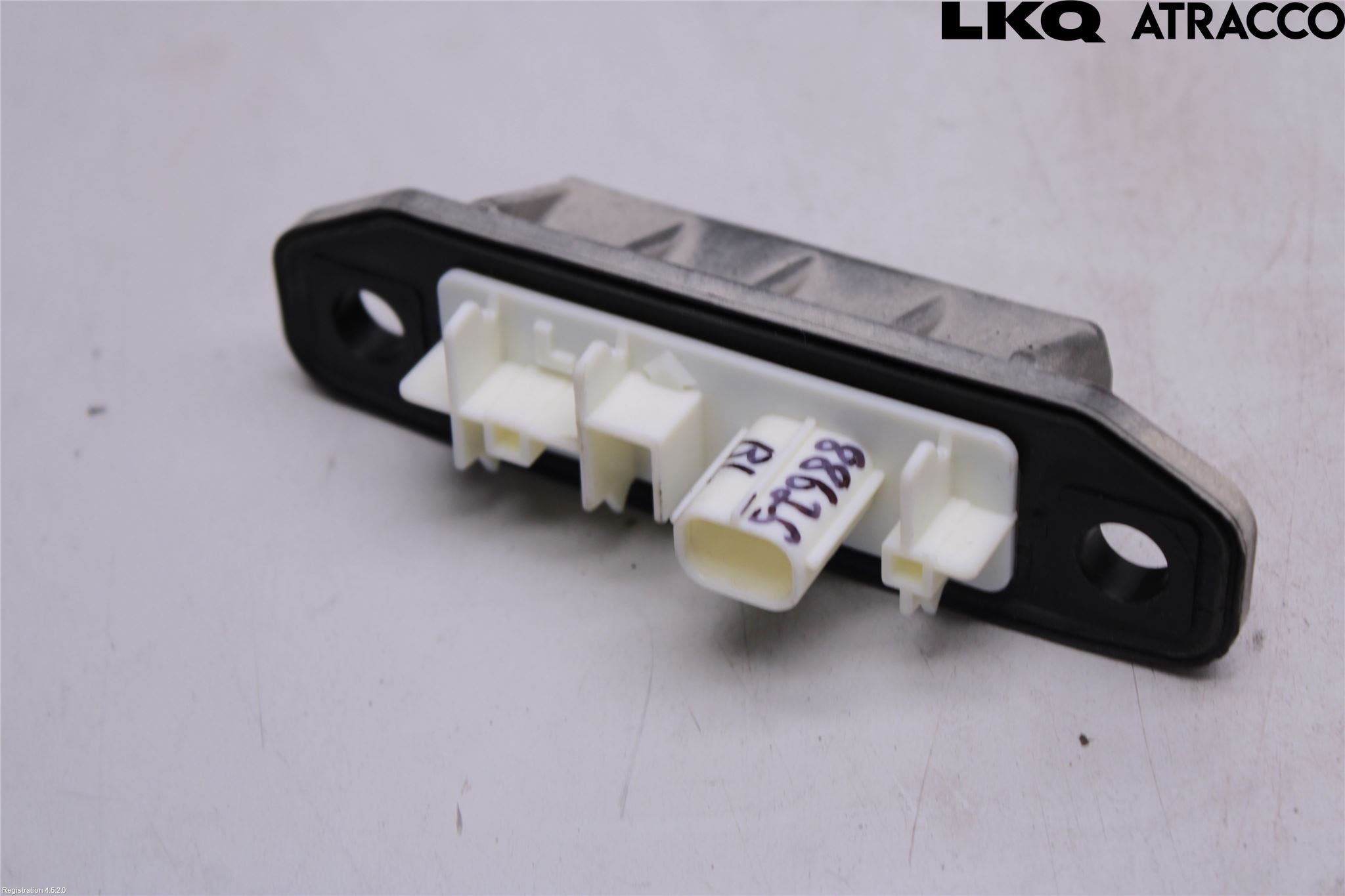 Toyota YARIS CROSS XP21 21- Bakluckehandtag