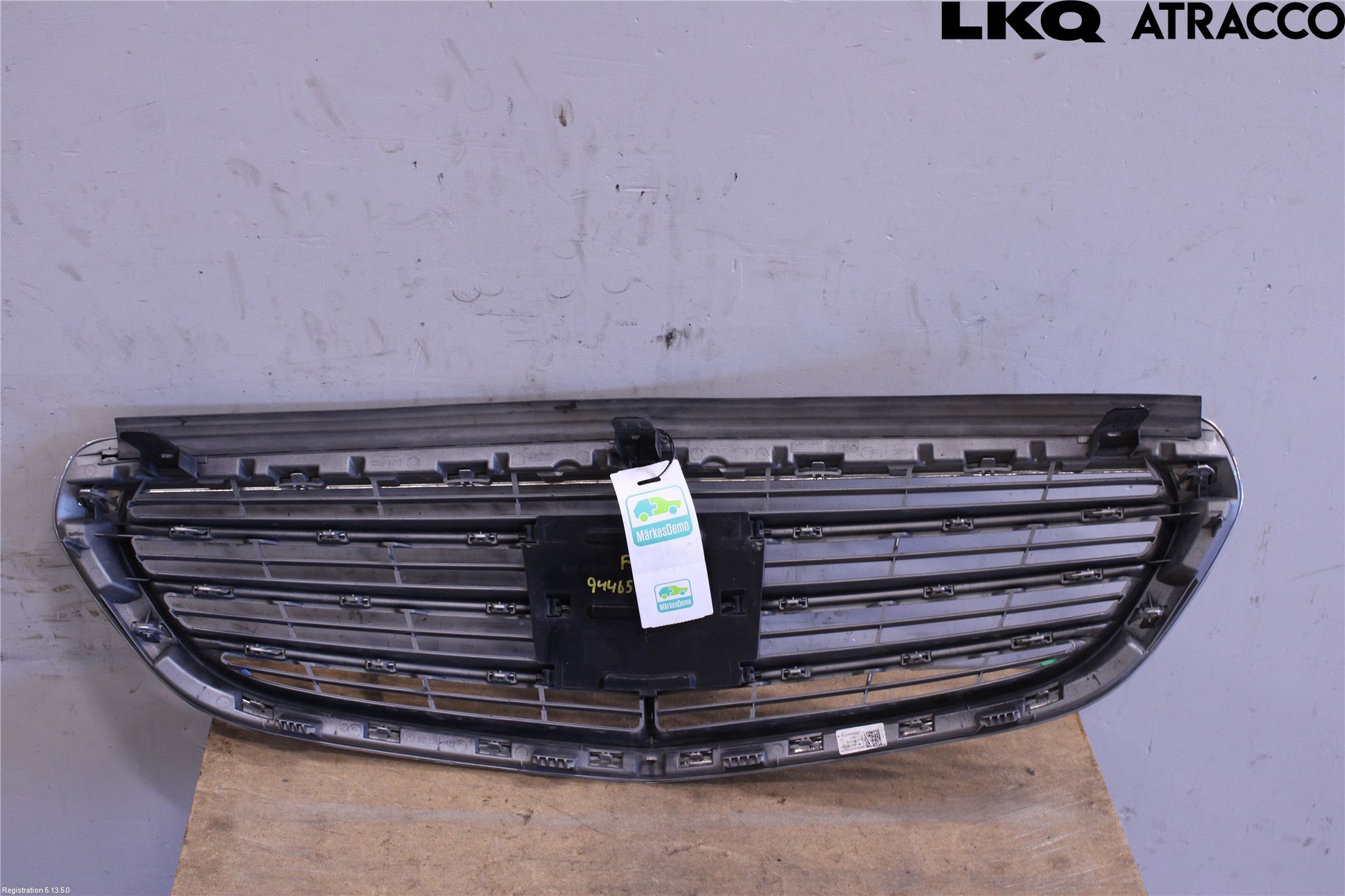 Mercedes-Benz MB E-KLASS (W212) 09-16 Grill Komp