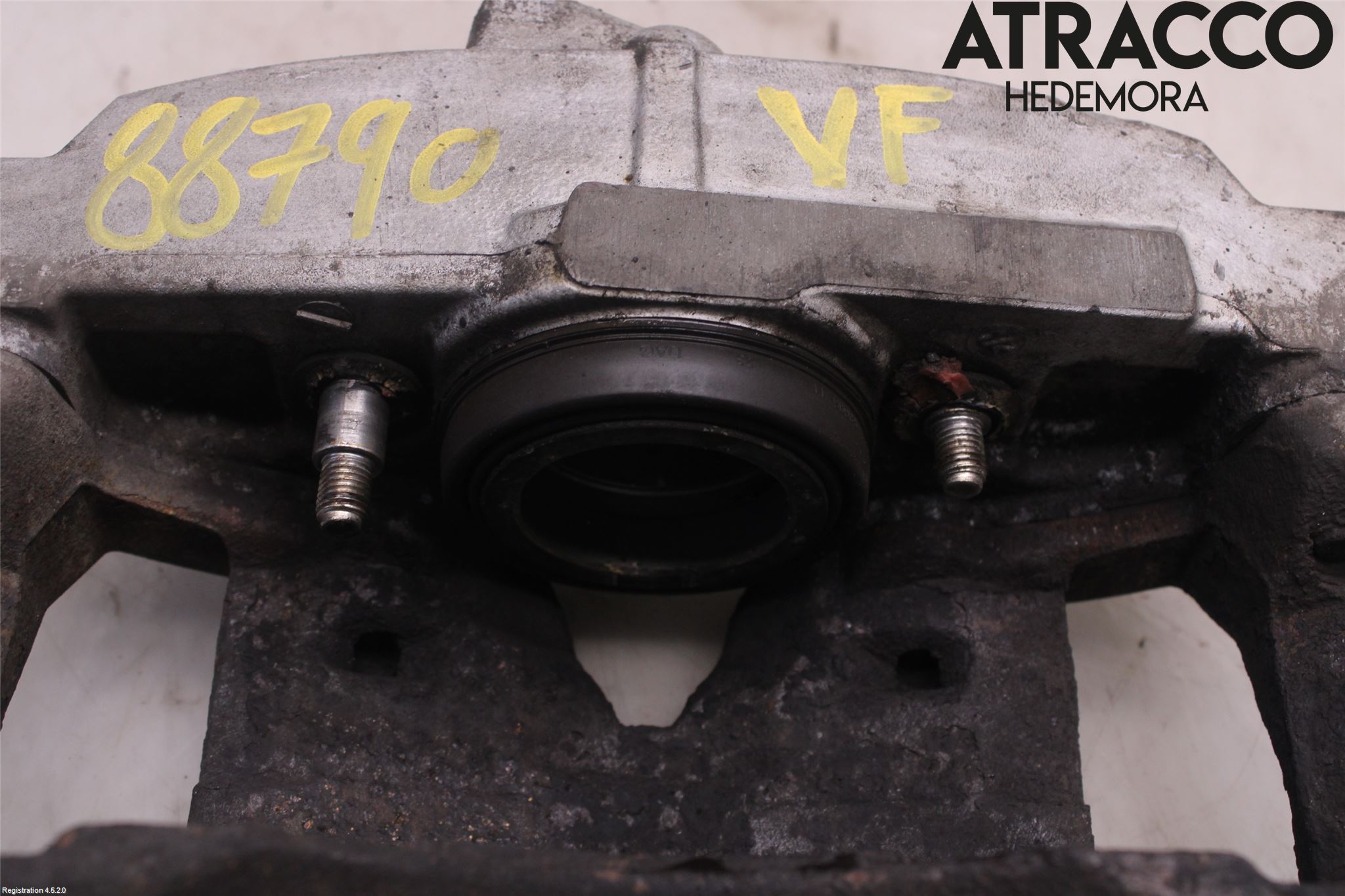 Volvo V70 14-16 Bromsok Fram Vänster