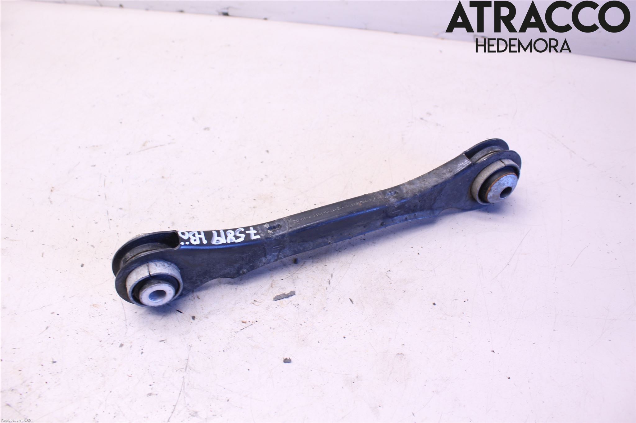 BMW 3 F30/F31/F80 12-19 Bärarm Bak Övre Höger