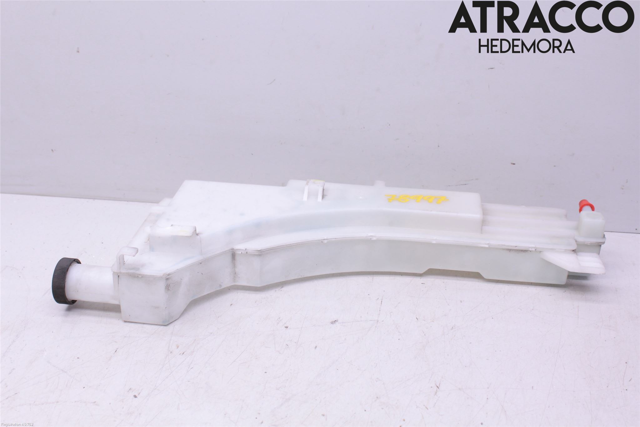 Nissan JUKE 10-14 Expansionstank