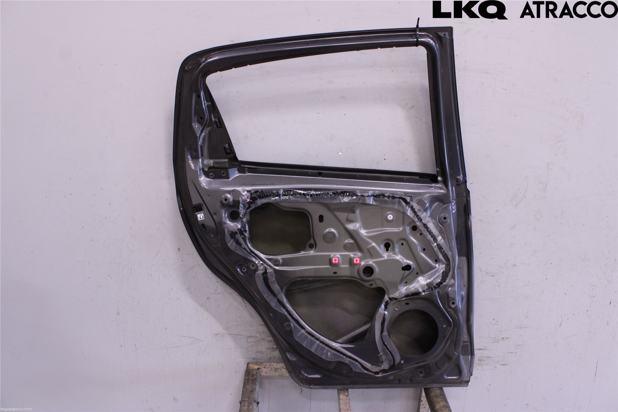 Toyota YARIS XP130 12-14 Dörr Bak Vänster