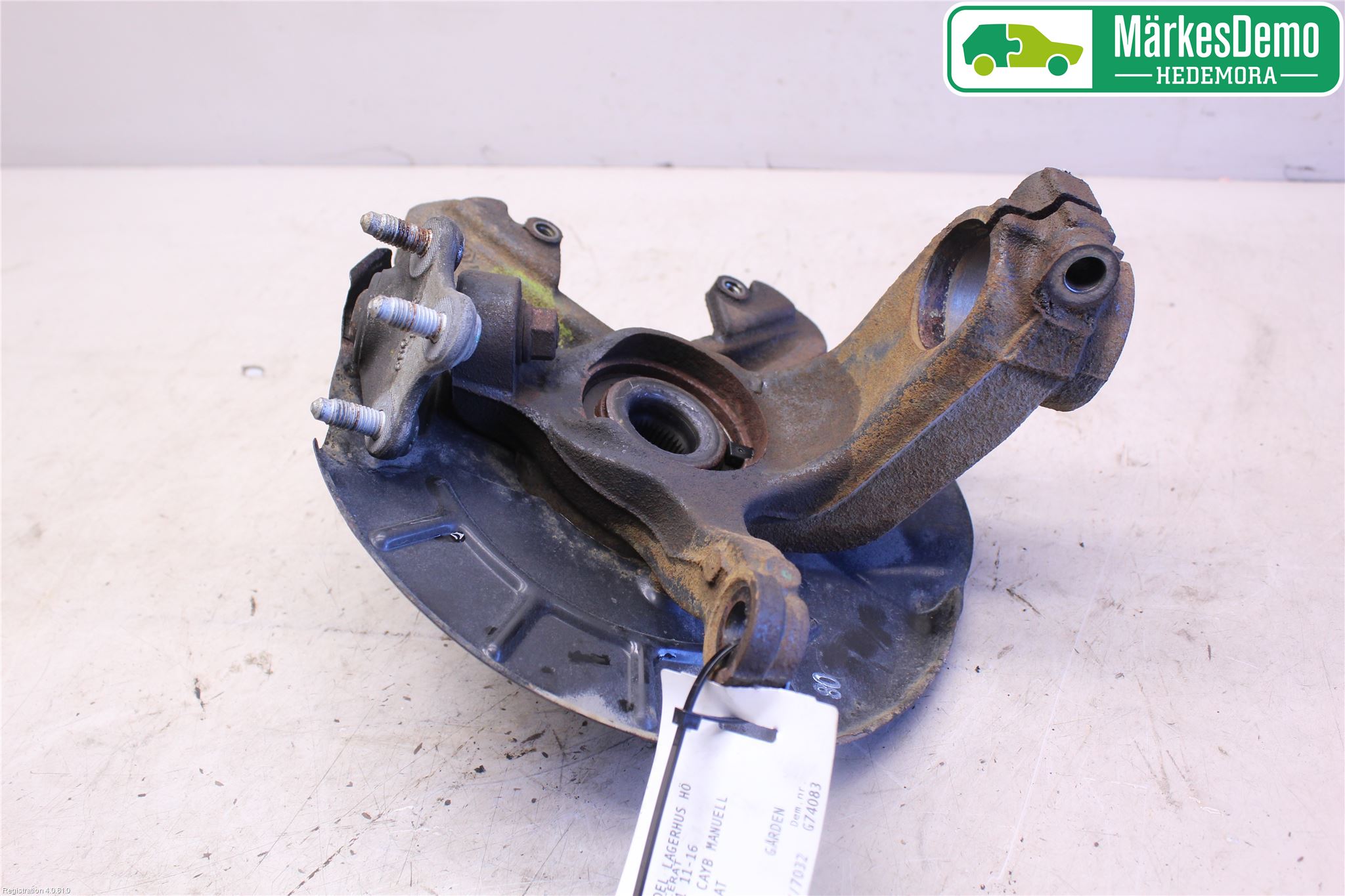 Audi A1/S1 11-18 Styrspindel Lagerhus Hö