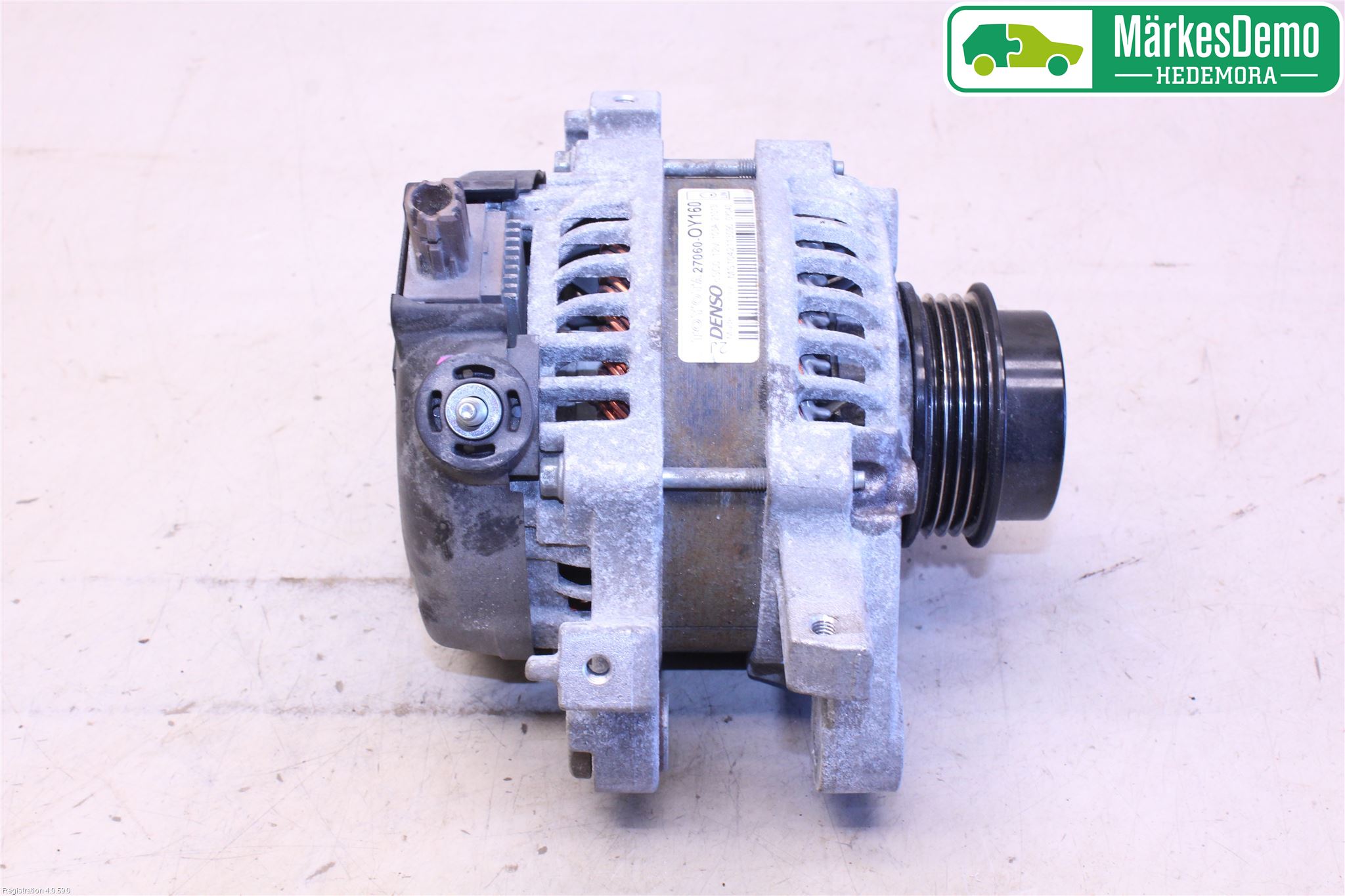 Toyota YARIS XP130 12-14 Generator