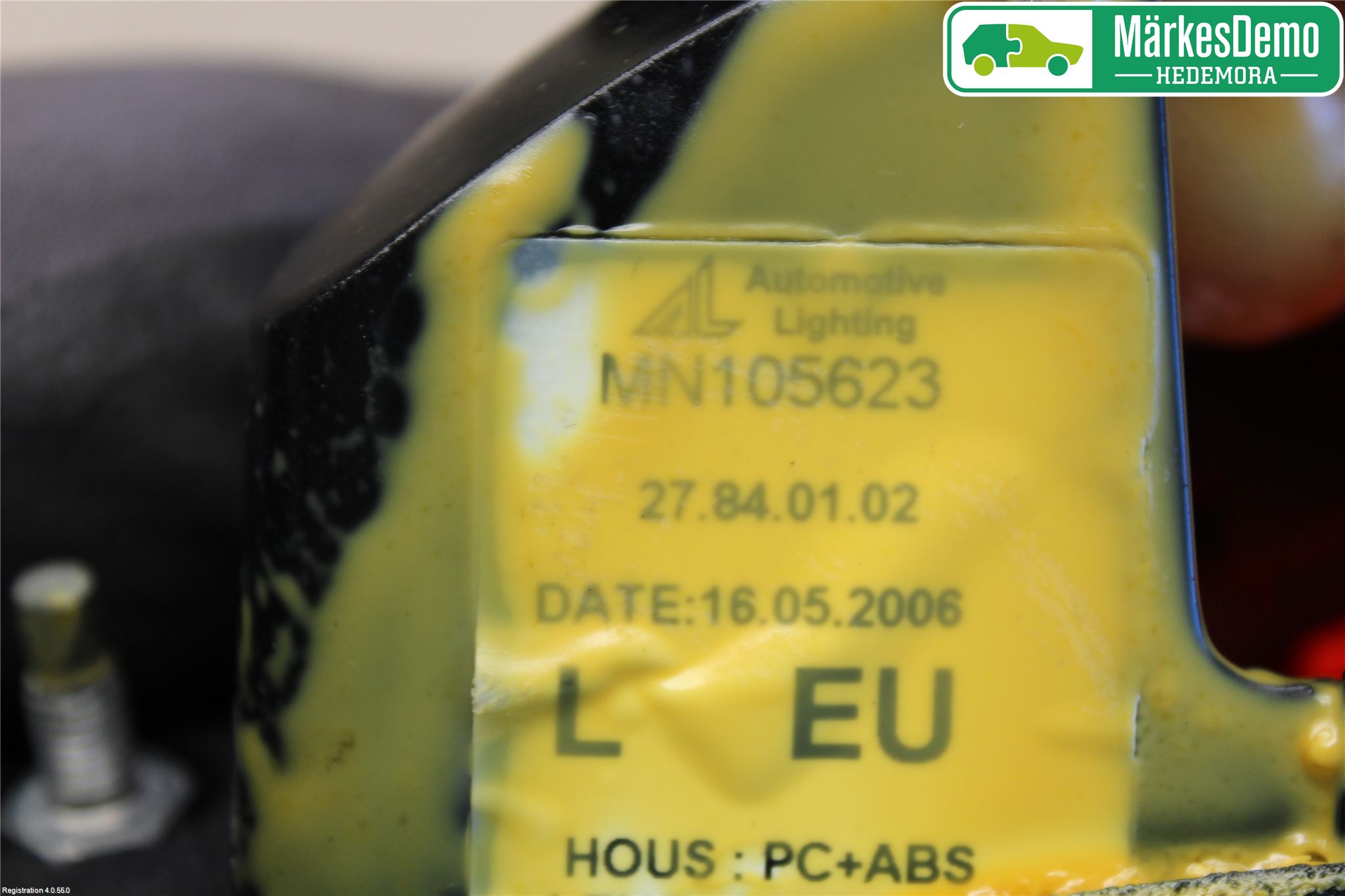 Mitsubishi COLT   04-08 Bakljus Lucka Vä