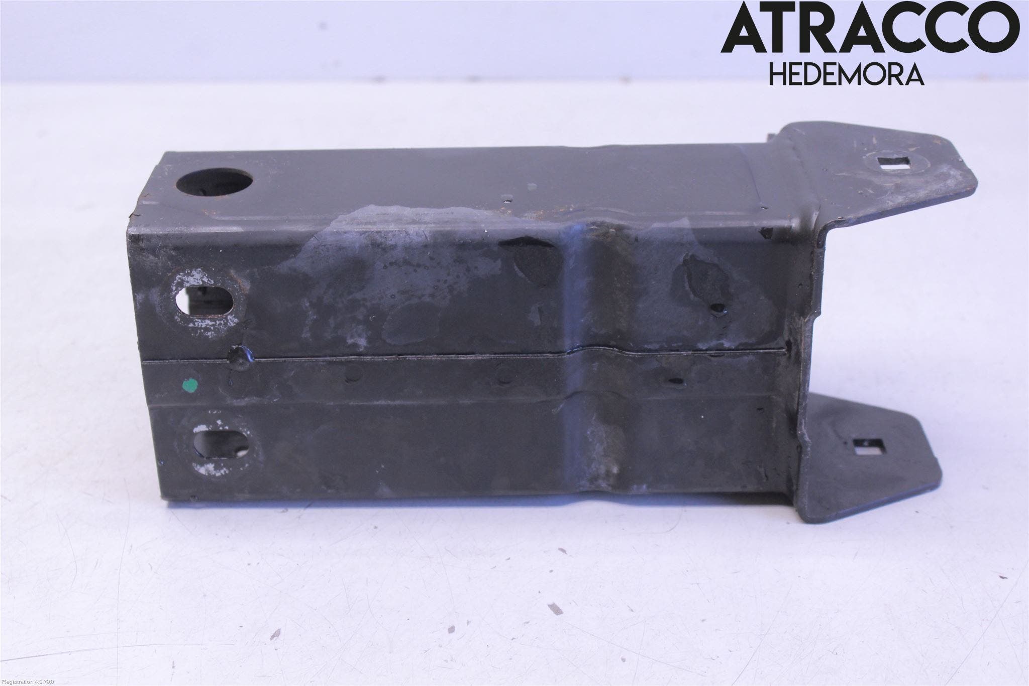 Mercedes-Benz MB S-KLASS (W220) 99-05 Stötfångarbärjärn Fram