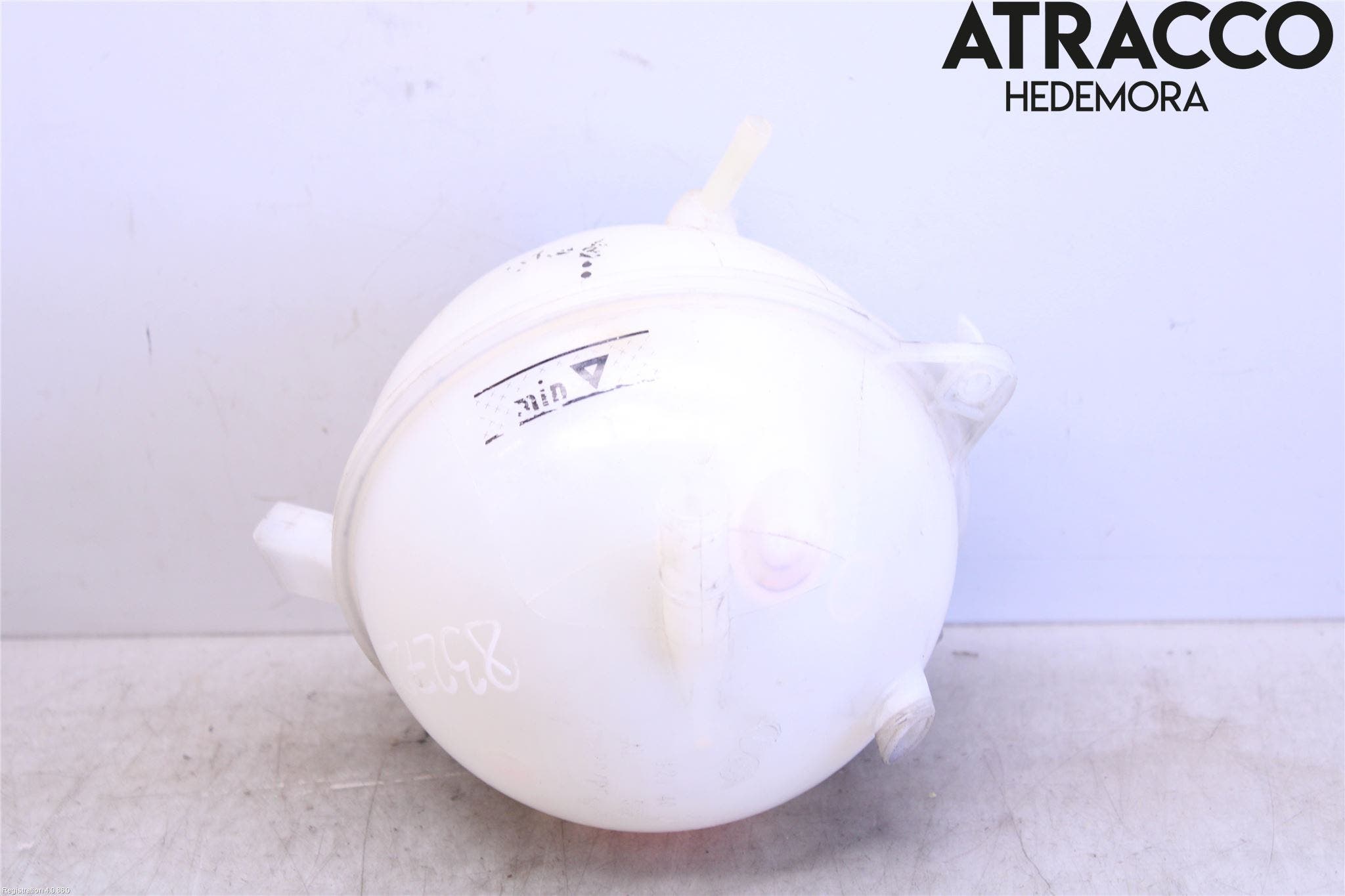 Volkswagen VW TOURAN 10-15 Expansionstank