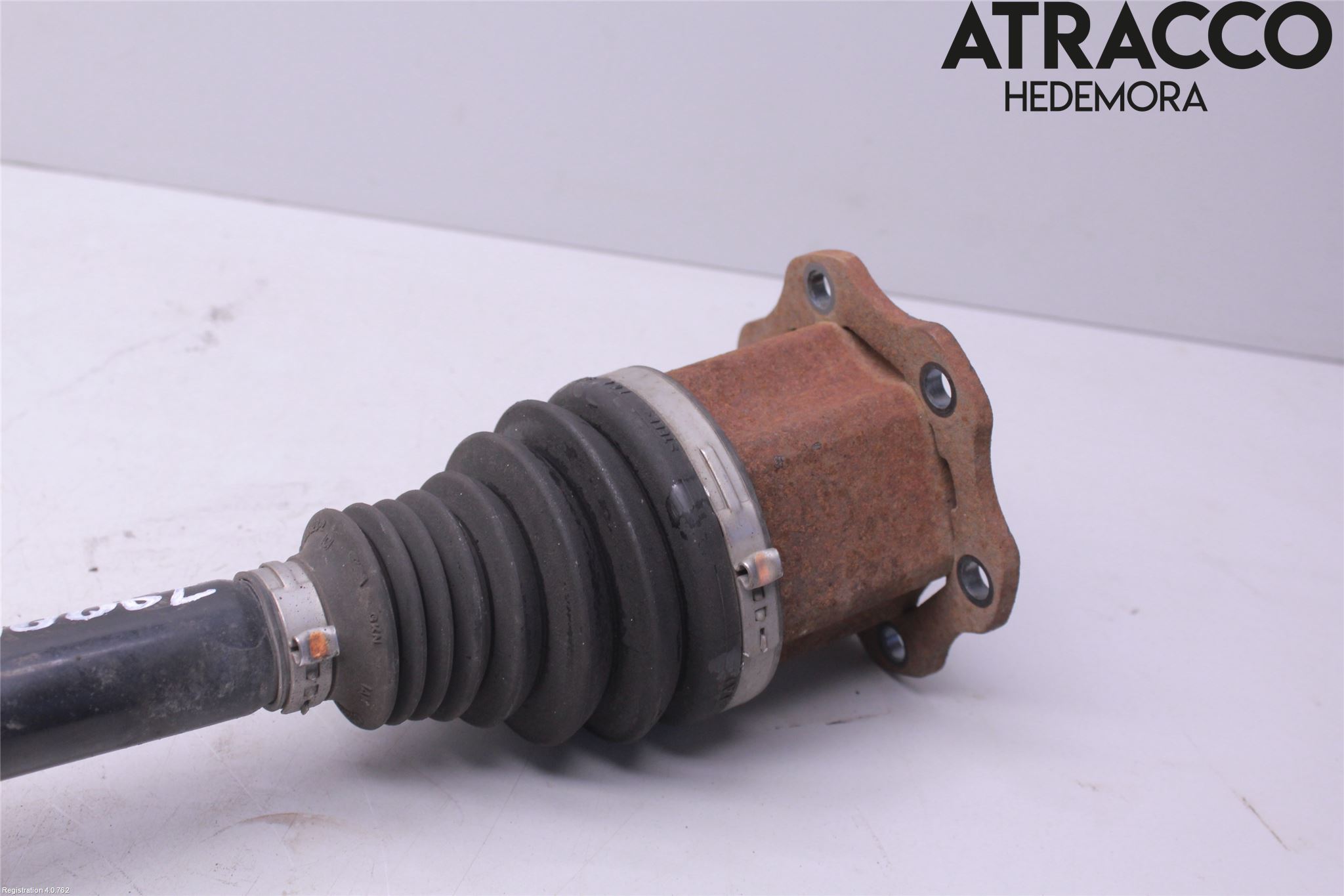 Audi A4 12-15 Drivaxel Fram Vänster