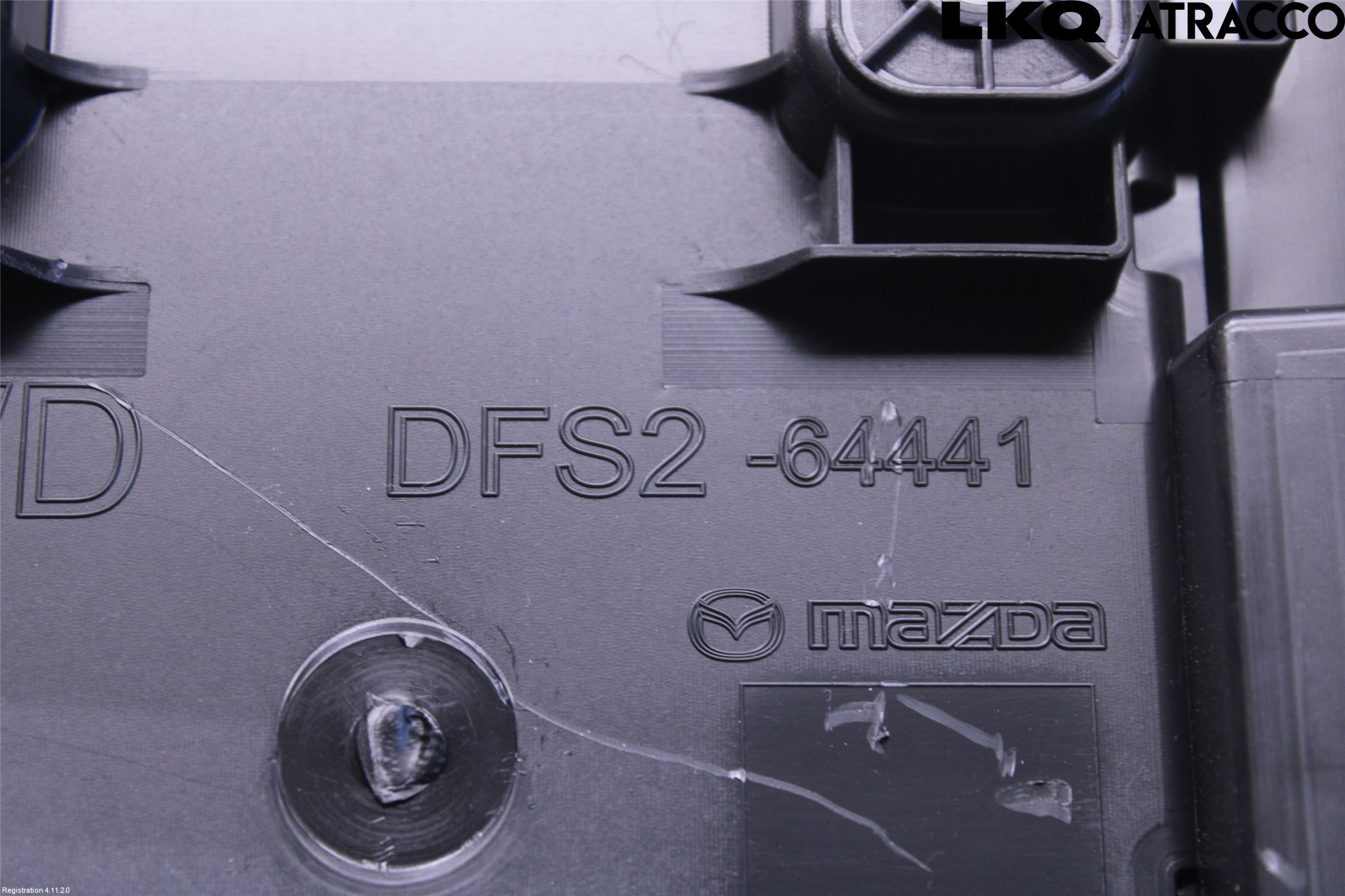 Mazda CX-30 20- Inredning Armstöd