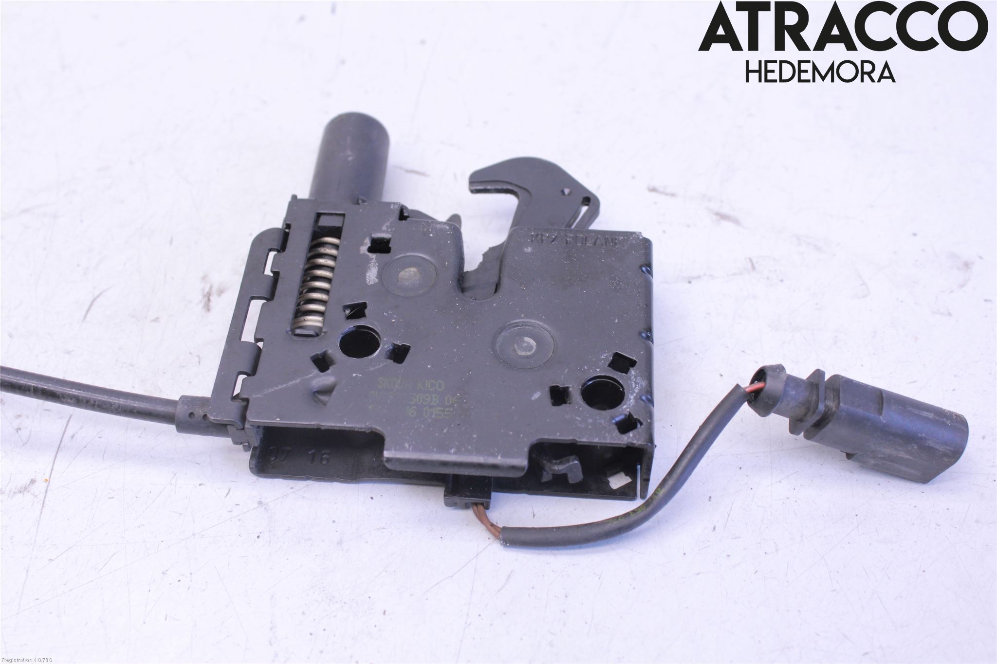 Skoda SUPERB 16-24 Huvlås