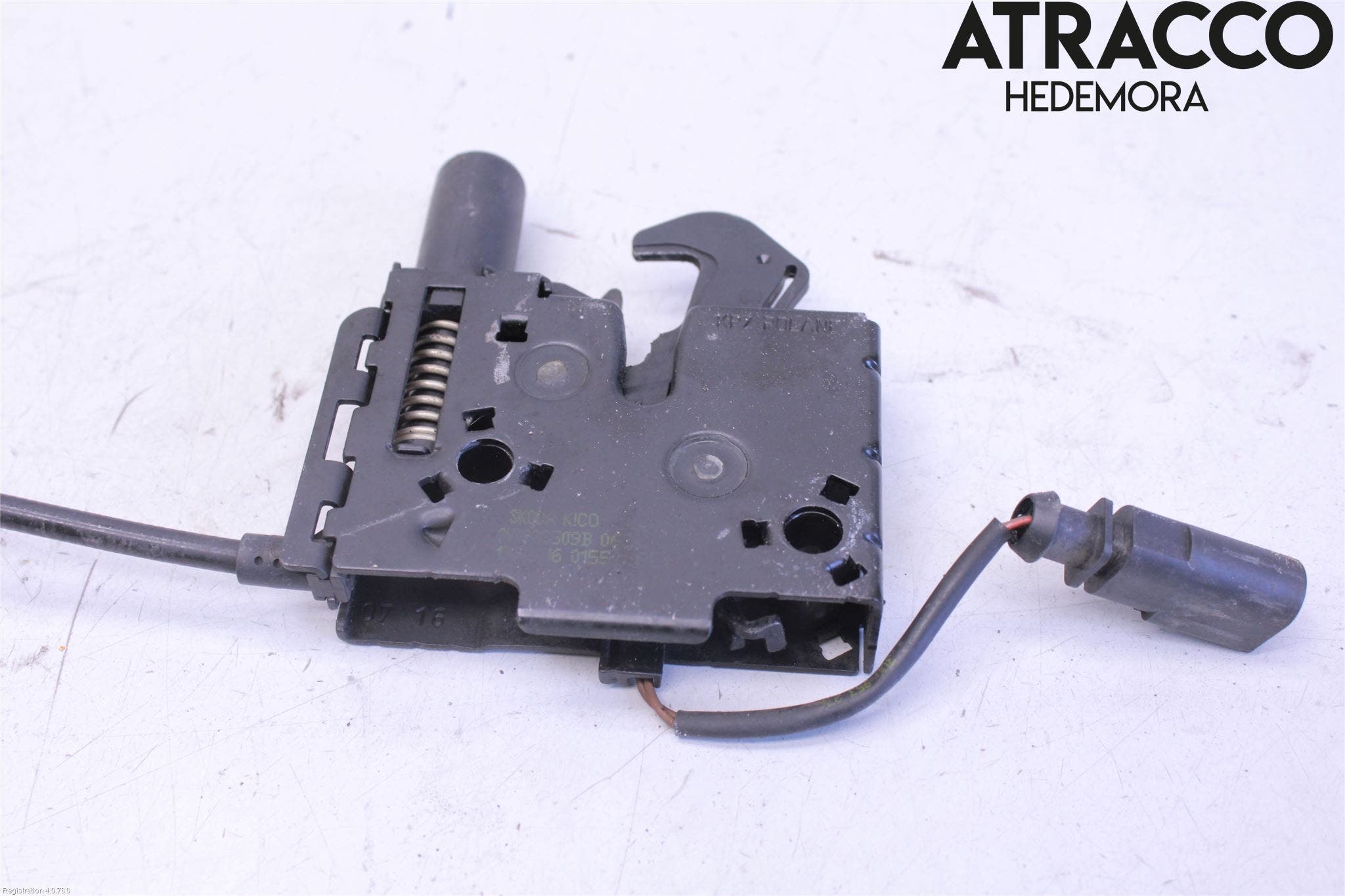 Skoda SUPERB 16-24 Huvlås