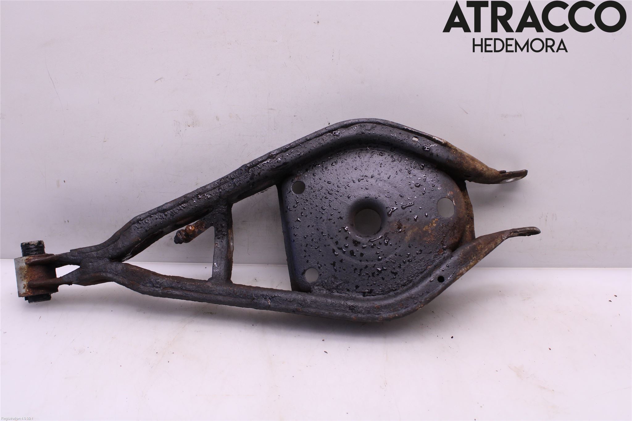 BMW X3 E83     03-10 Bärarm Bak Övre Höger