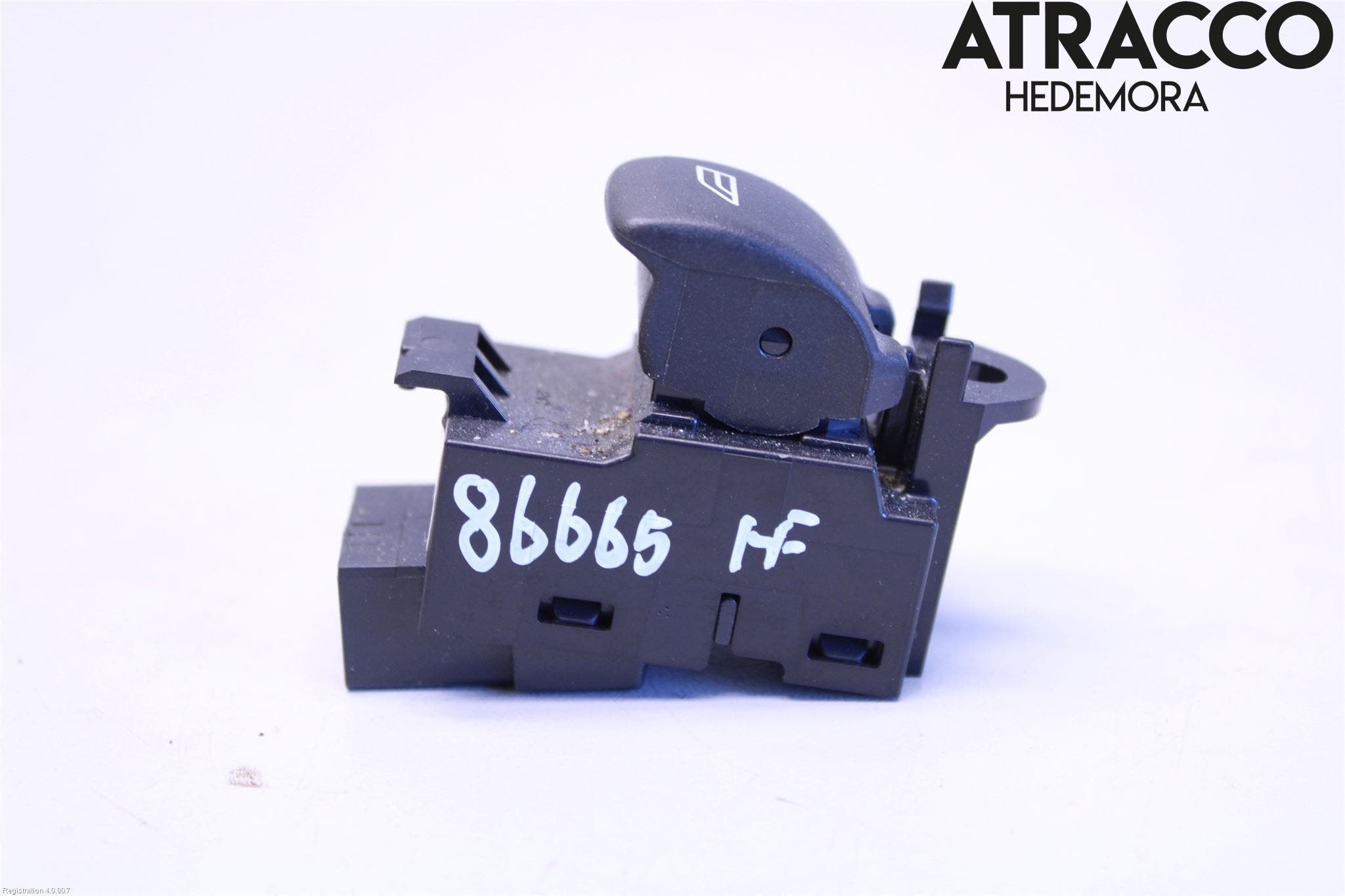 Volvo V60 14-18 Strömställare Elhiss