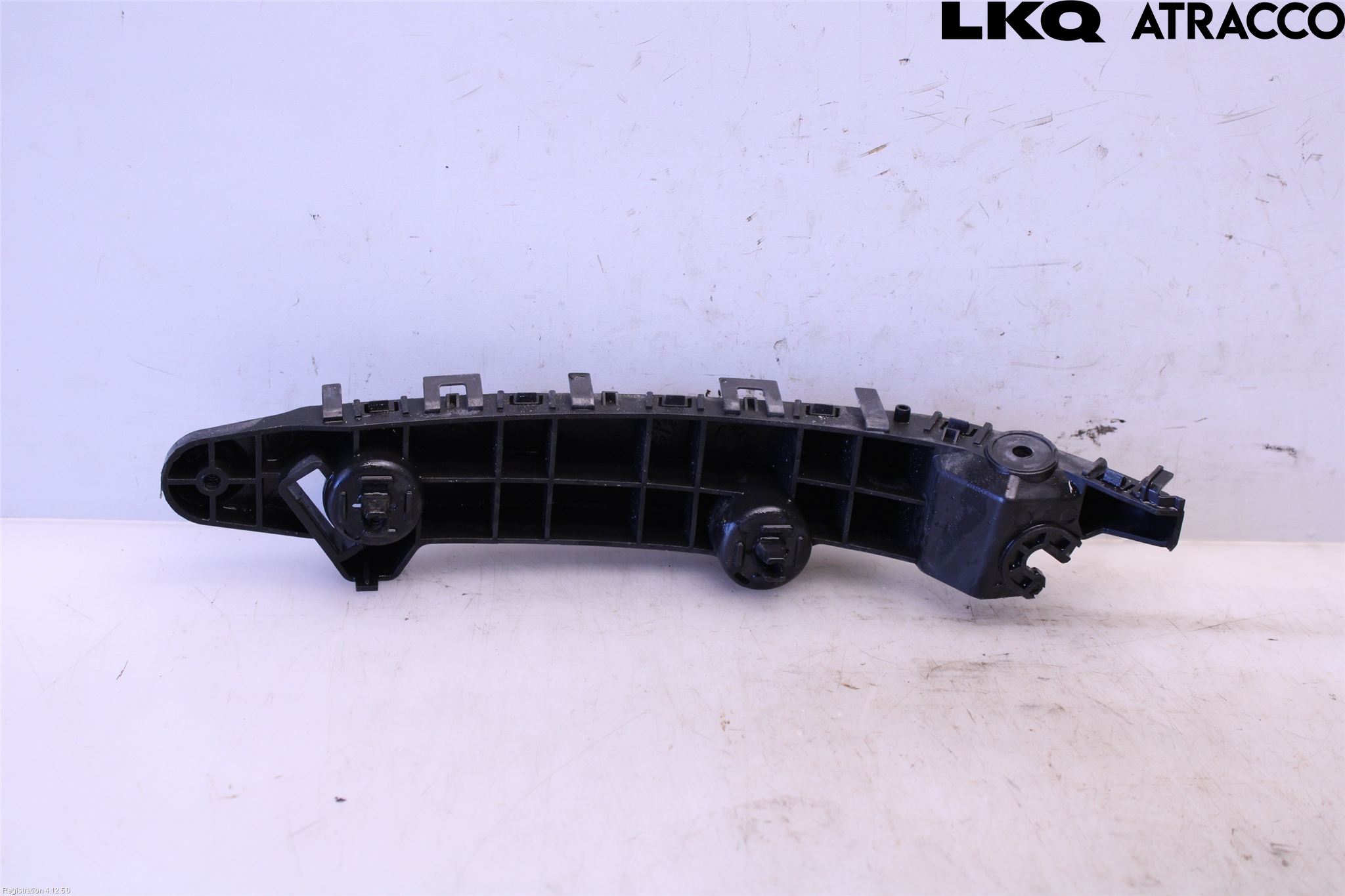 Nissan JUKE 14-19 Stötfångarfäste Fram Vä