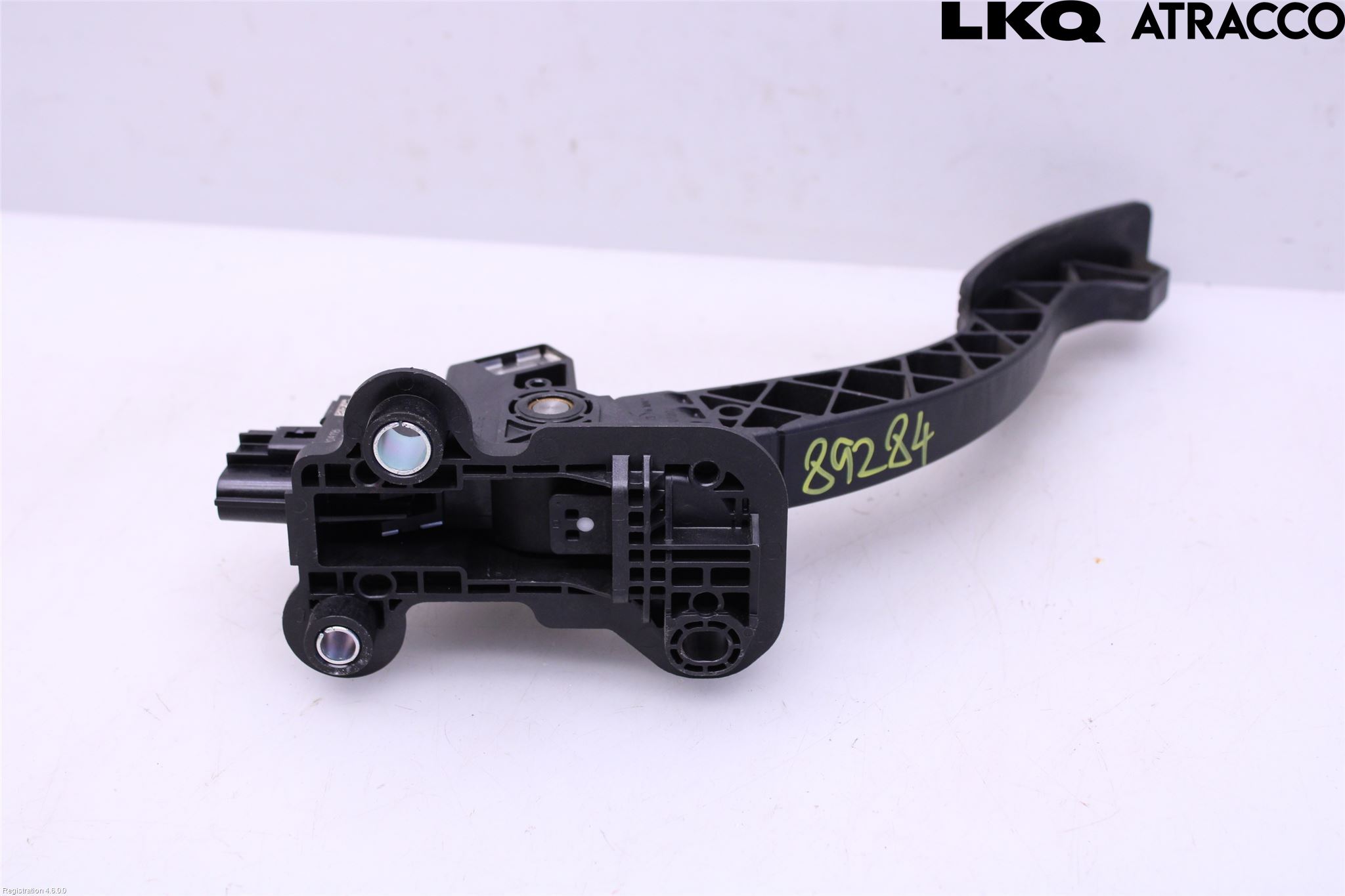 Mitsubishi OUTLANDER 13-21 Gaspedal