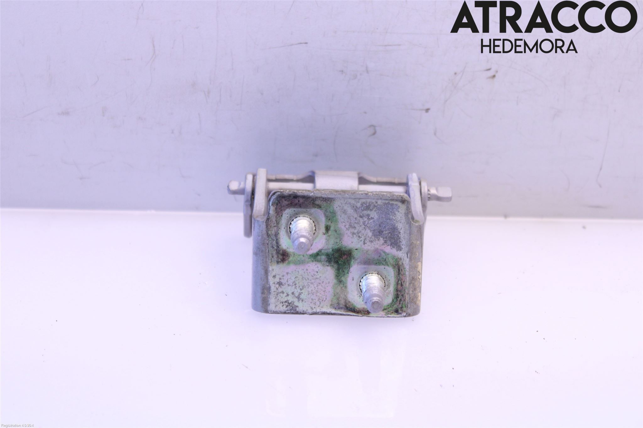 Ford C-MAX II  11-14 Bakluckegångjärn Vä