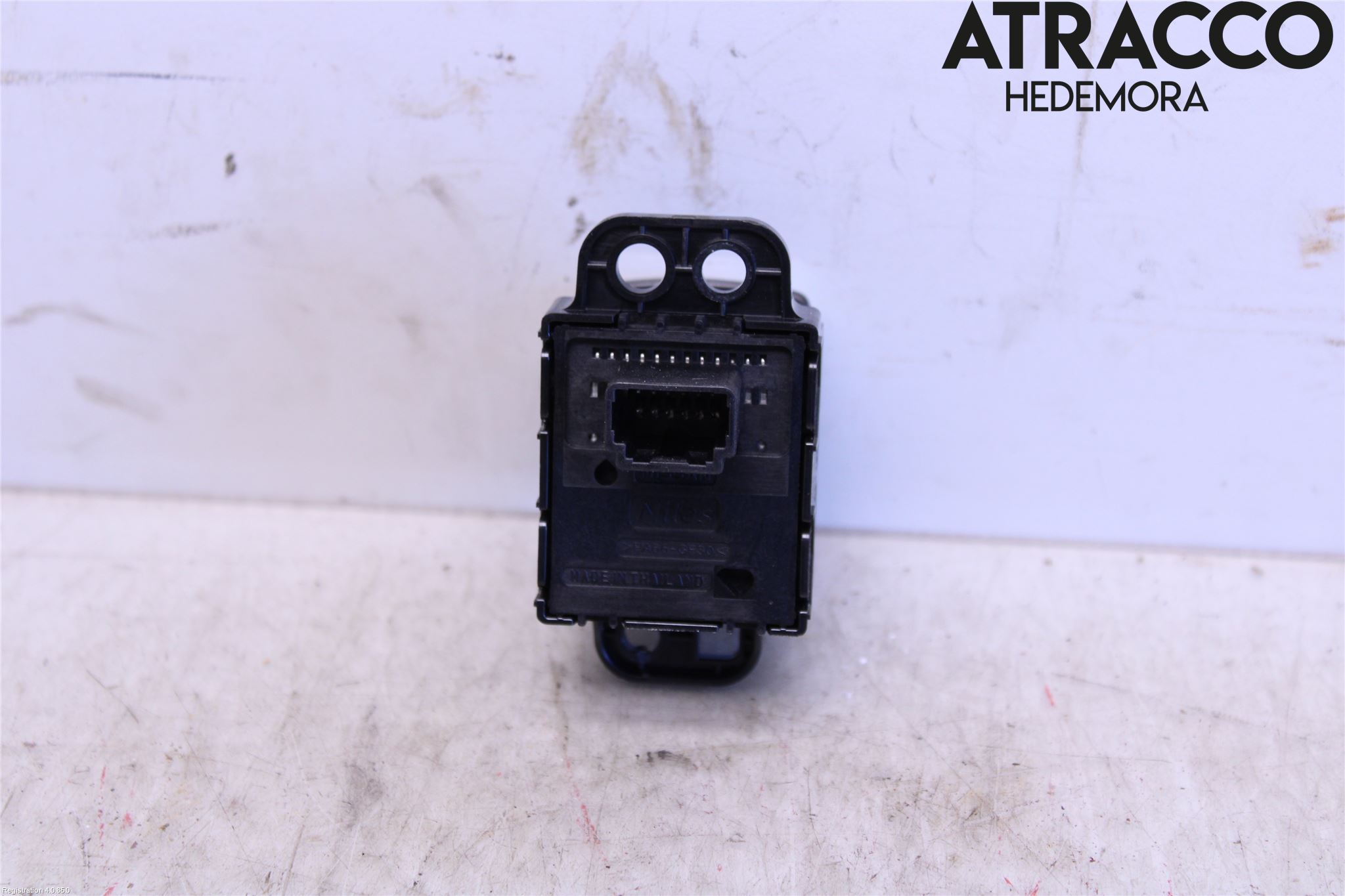 Nissan QASHQAI 14-17 Strömställare Parkeringsbroms