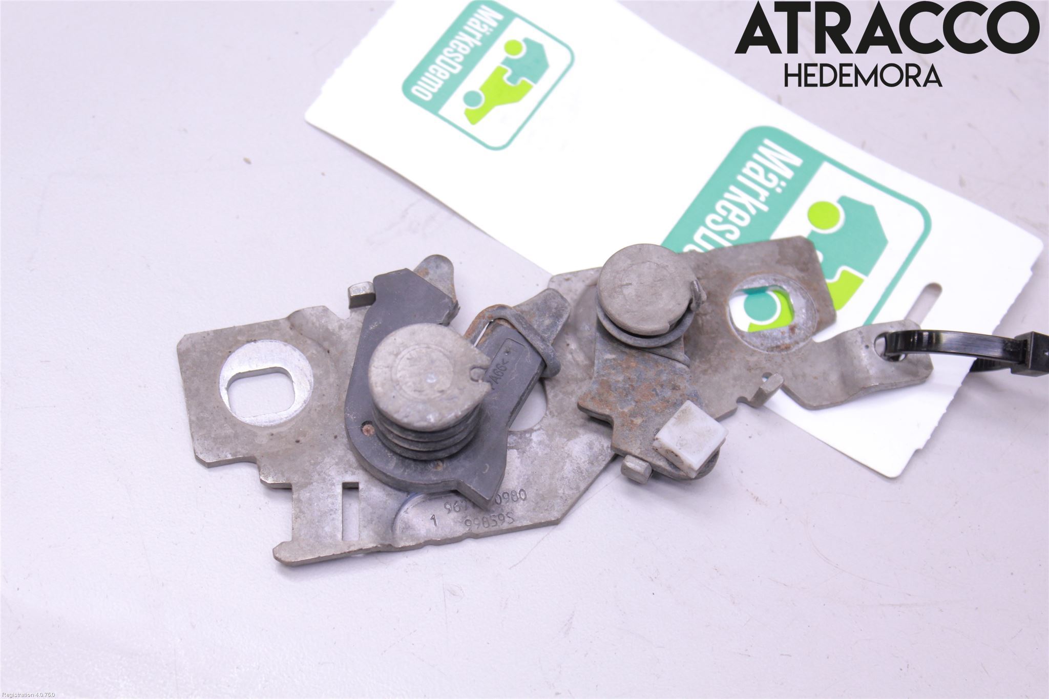 Peugeot 308 14-21 Huvlås