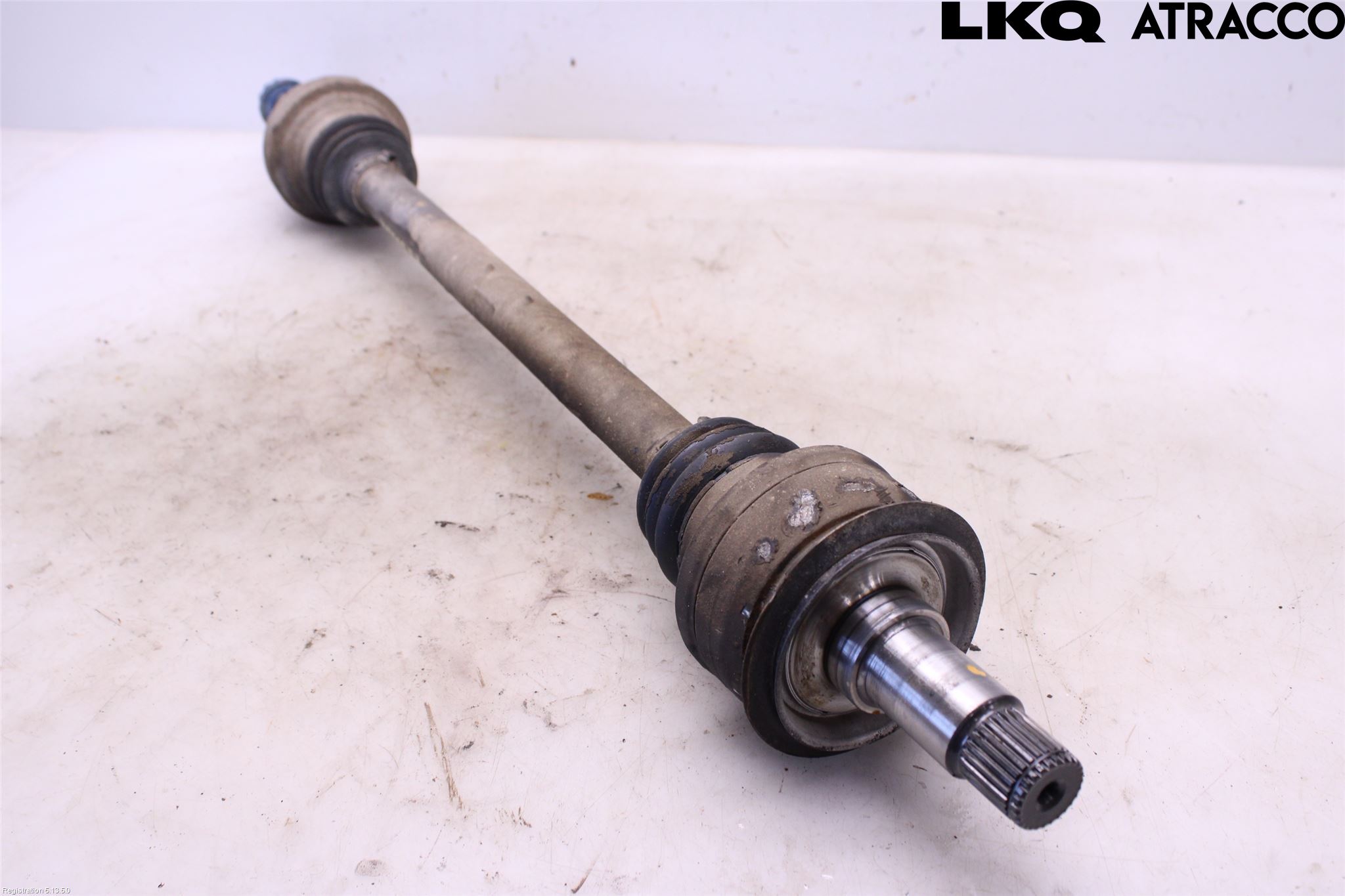 Mercedes-Benz MB ML/GLE-KLASS (W166) 12-18 Drivaxel Bak Höger