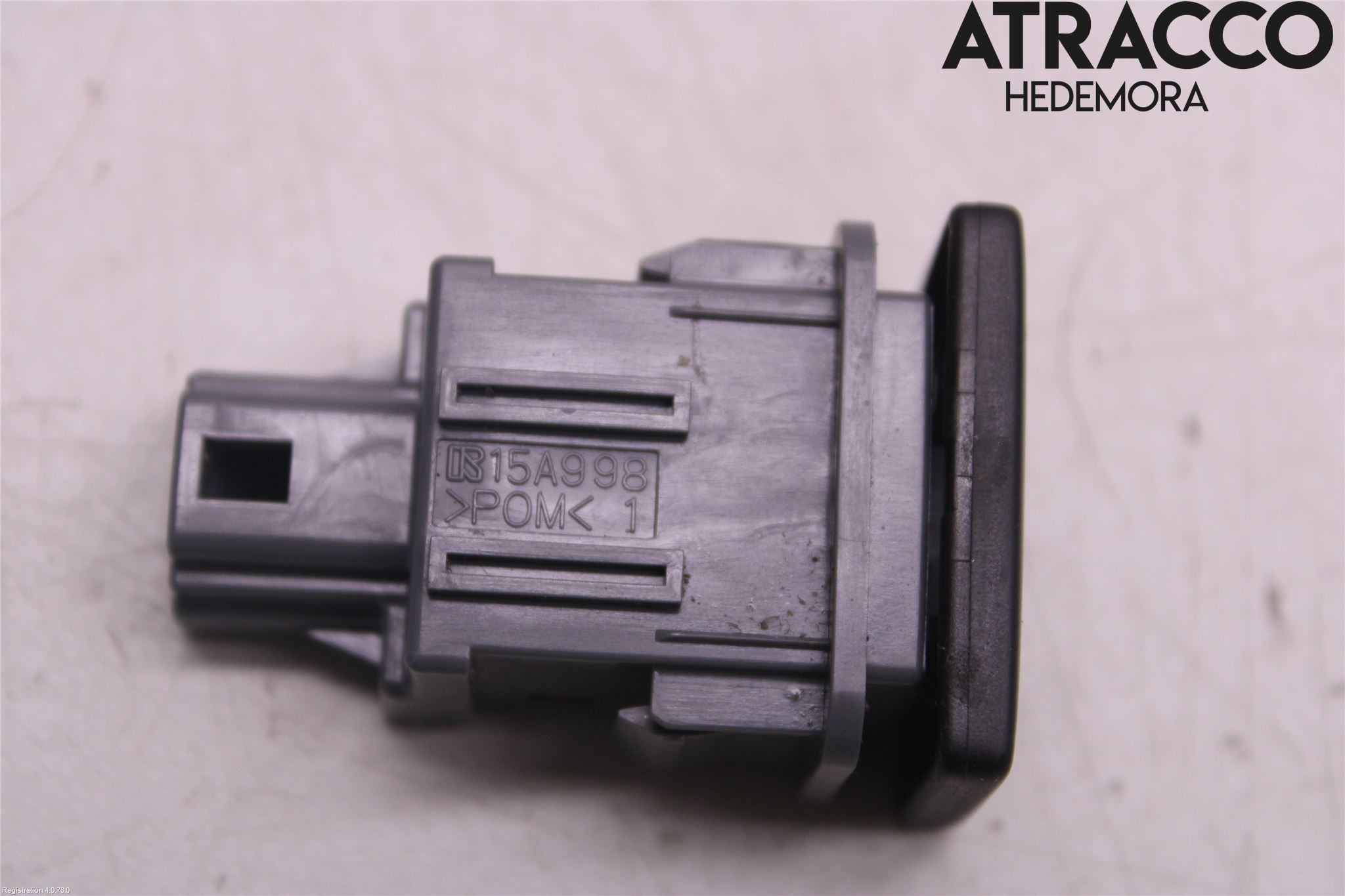 Toyota AVENSIS 09-15 Strömställare Övrigt