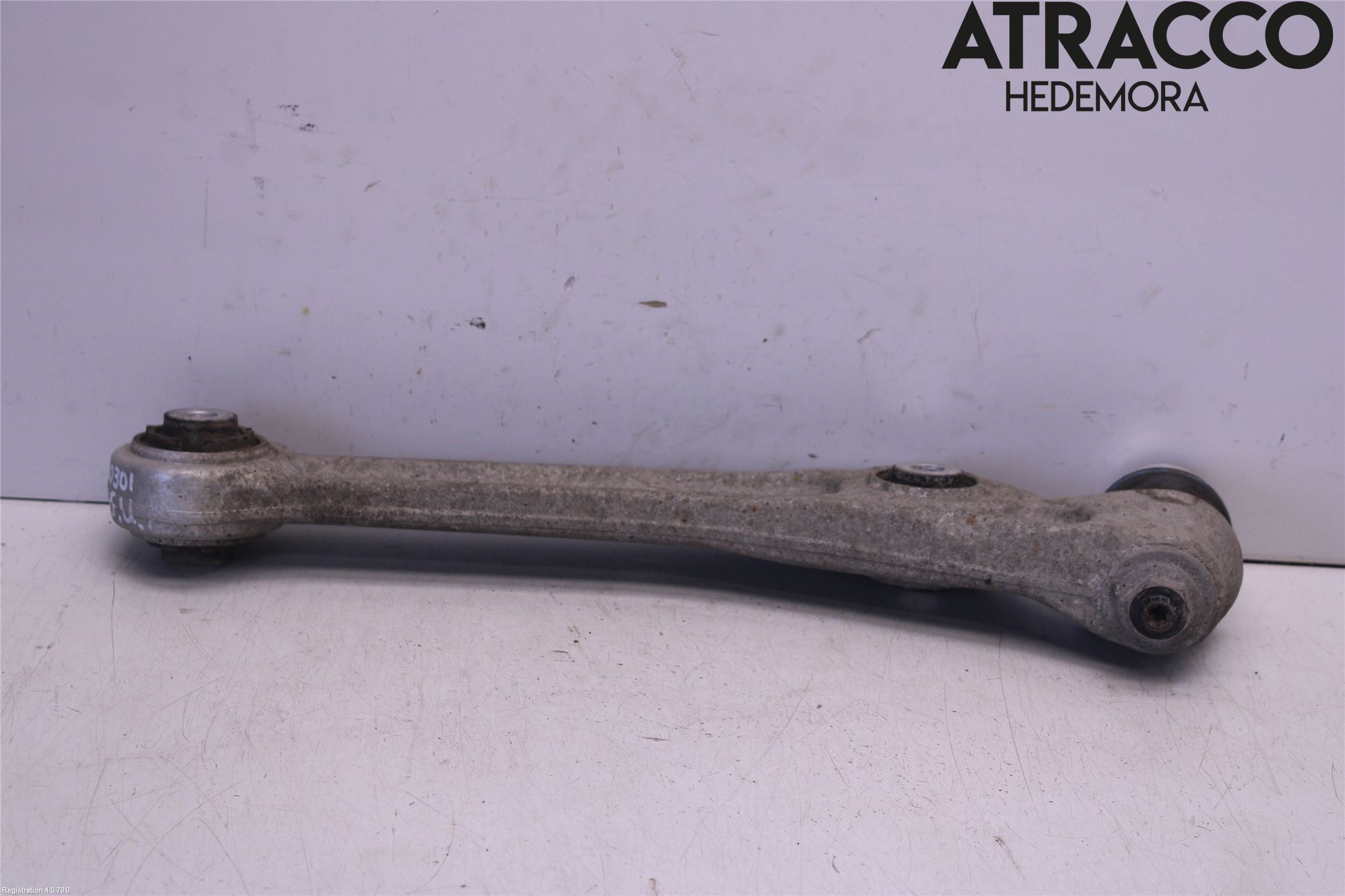 Audi A4/S4 B9 16-19 Bärarm Fram Undre Vä