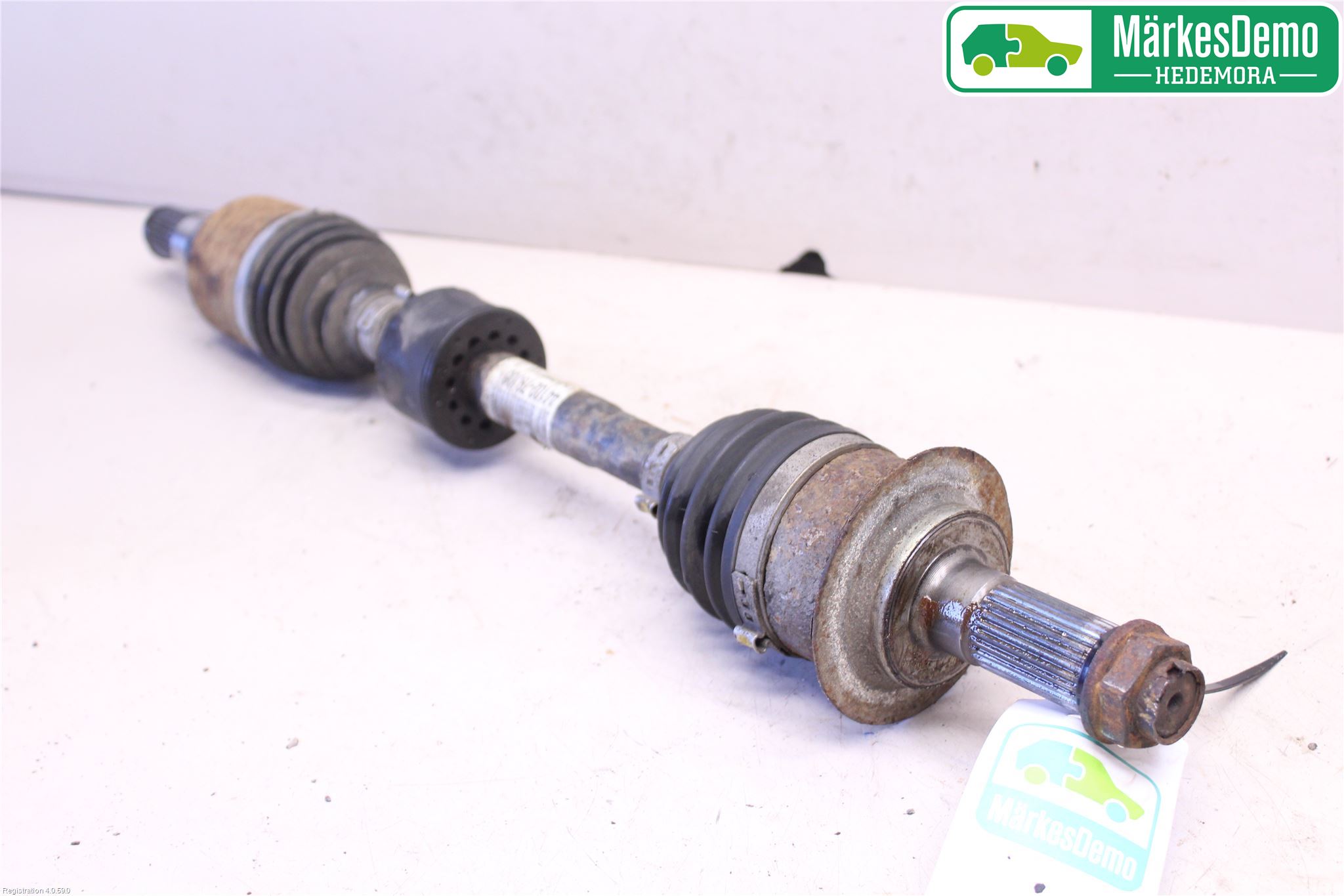 Suzuki SX4 06-09 Drivaxel Fram Vänster