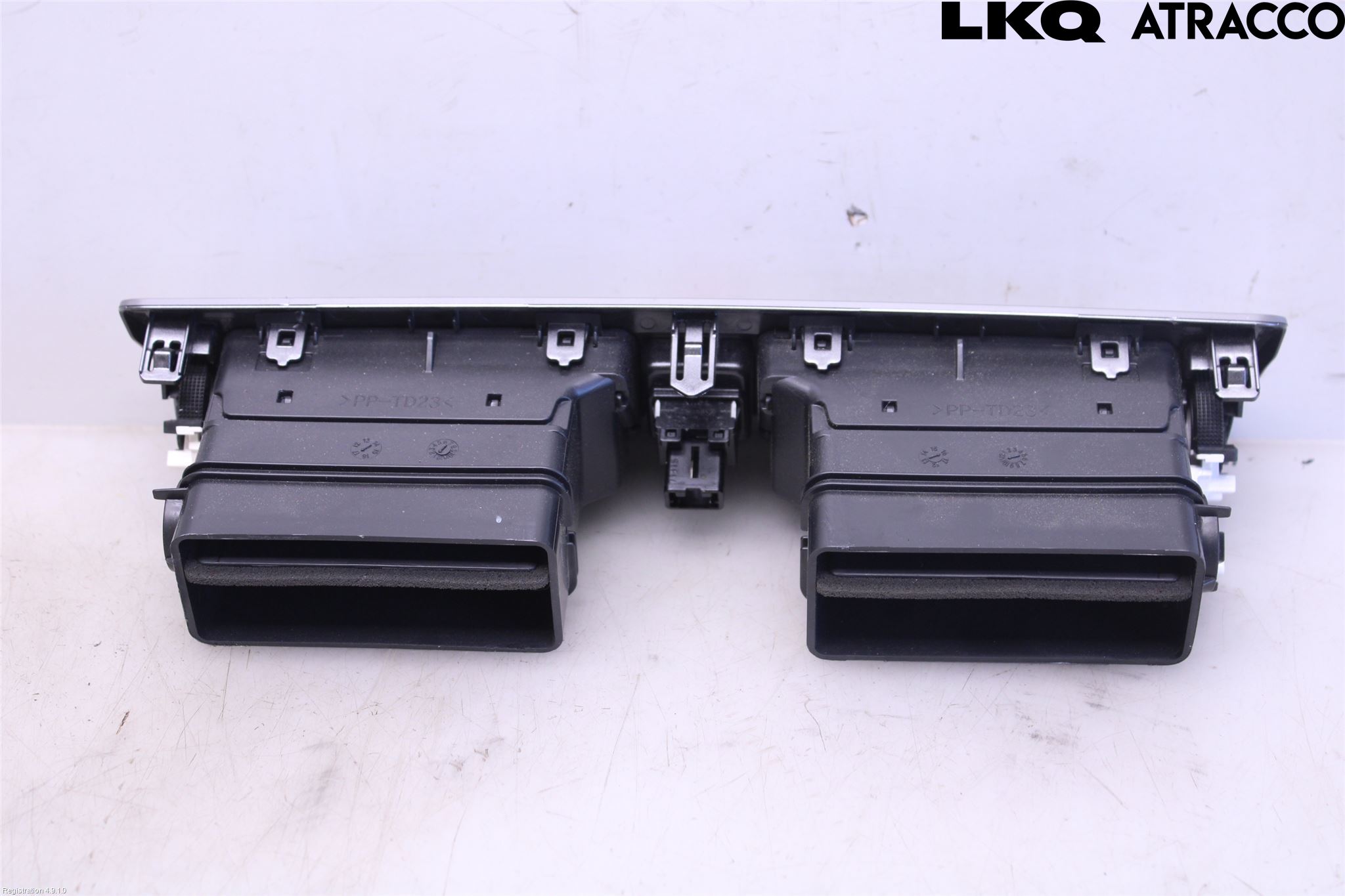 Subaru OUTBACK 15-20 Defrosterkanal-Munstycke