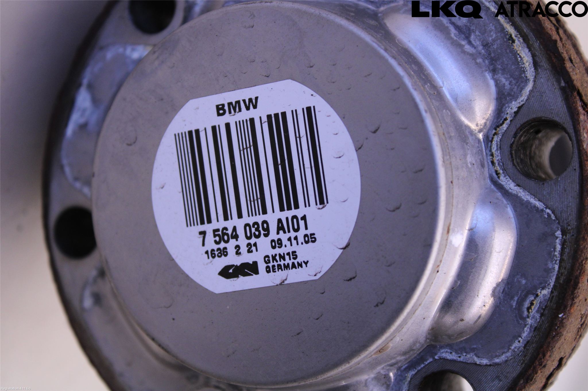 BMW 7 E65/66    00-08 Drivaxel Bak Höger