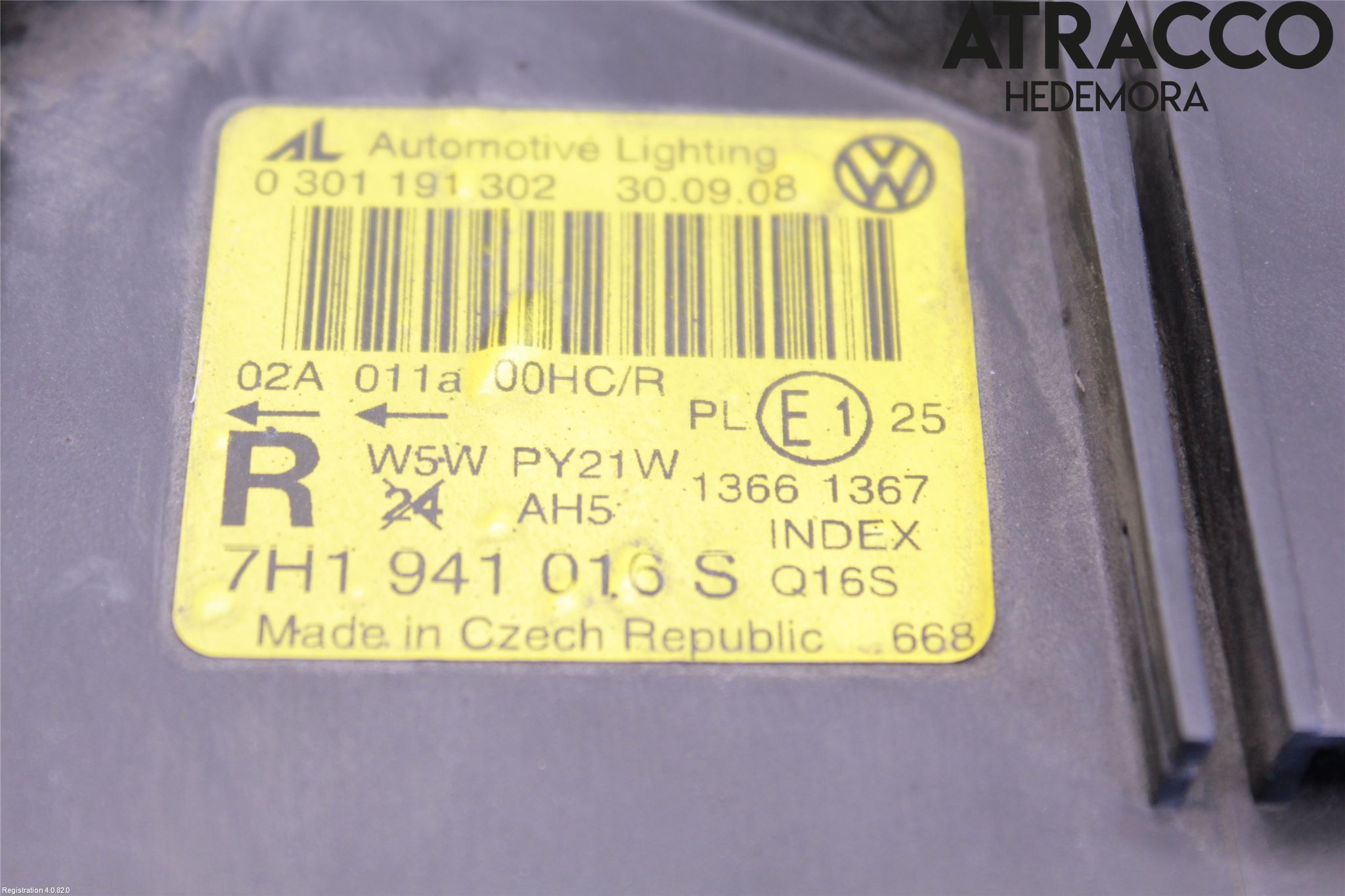 Volkswagen VW TRANSP/CARAVELLE (T5) 04-15 Strålkastare Höger