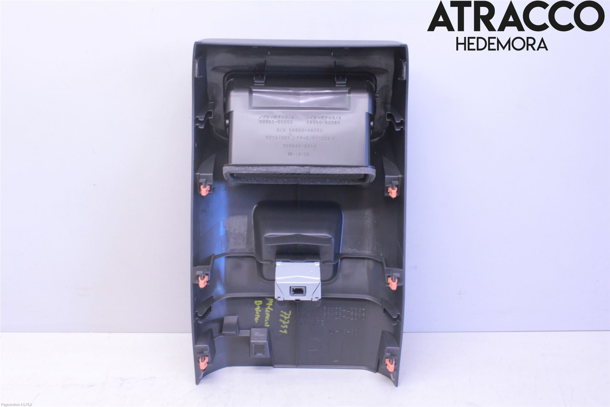 Toyota RAV4 19- Defrosterkanal-Munstycke