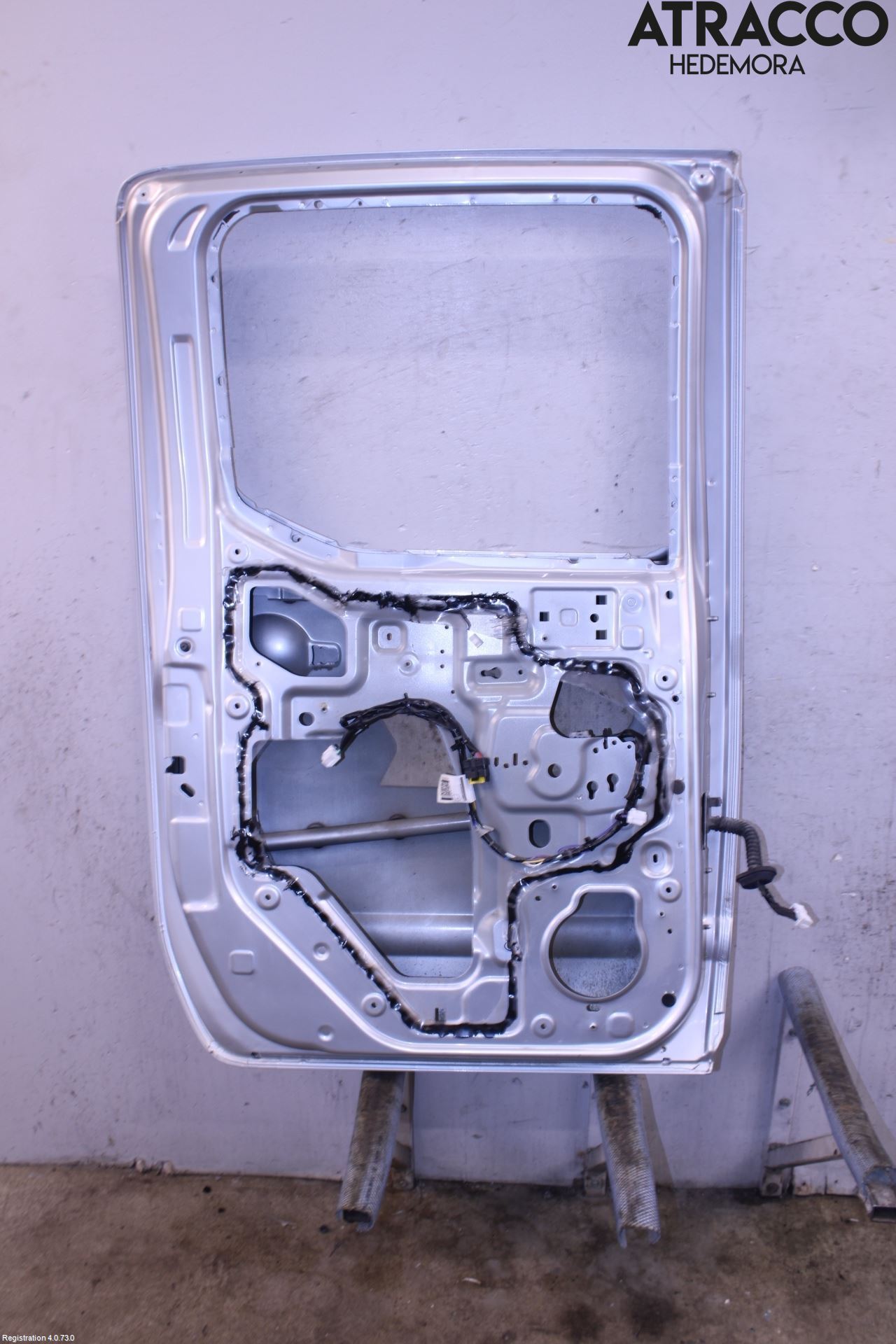 Nissan NAVARA 05-16 Dörr Bak Vänster