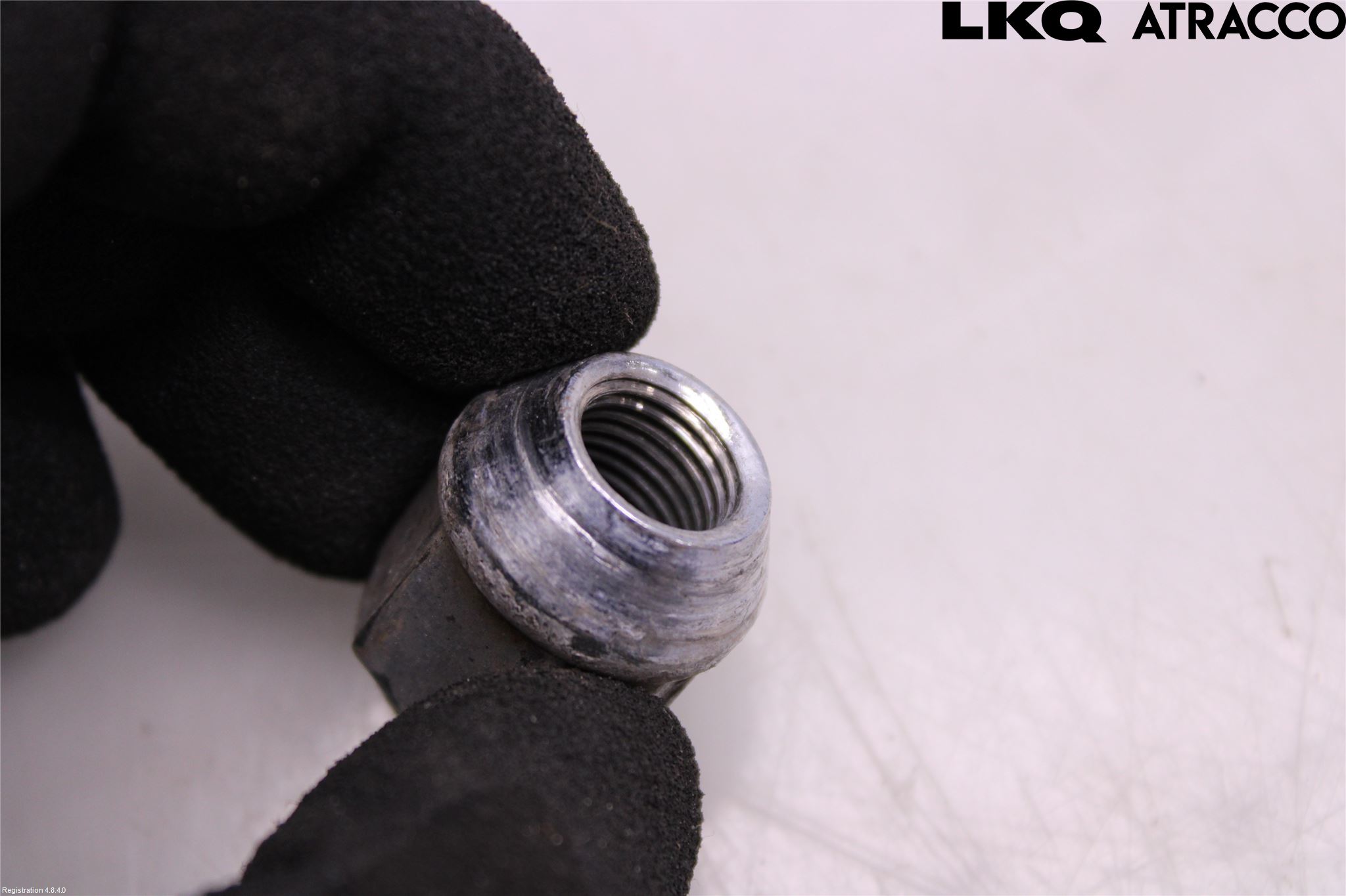 Suzuki SWIFT 17-24 Hjulmutter-Bult-Sats