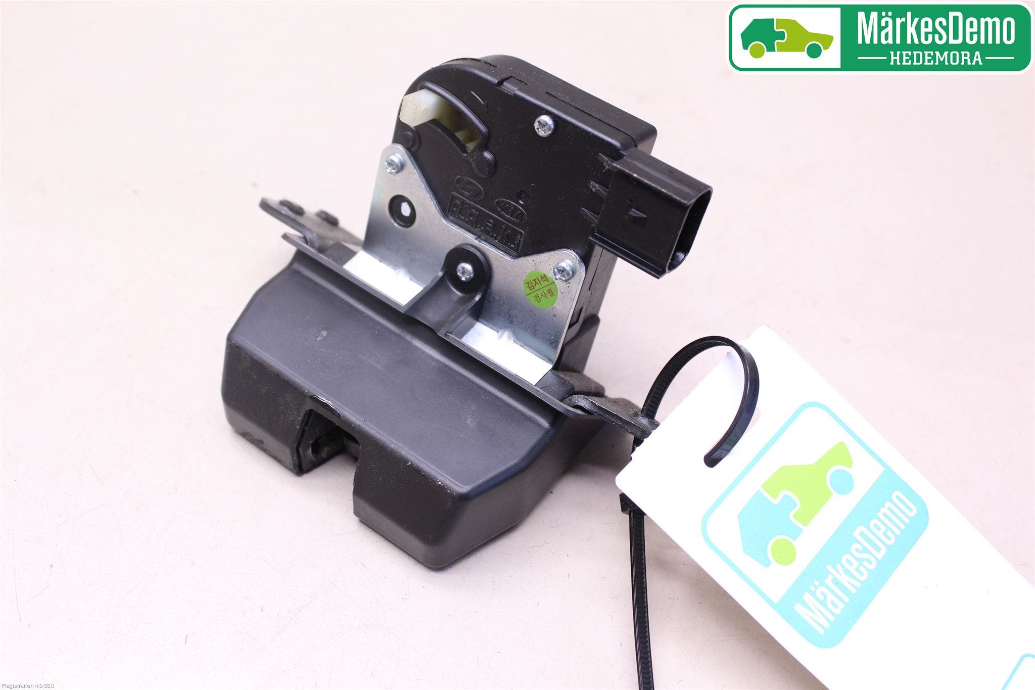 Hyundai i40 08-15 Låskista Baklucka