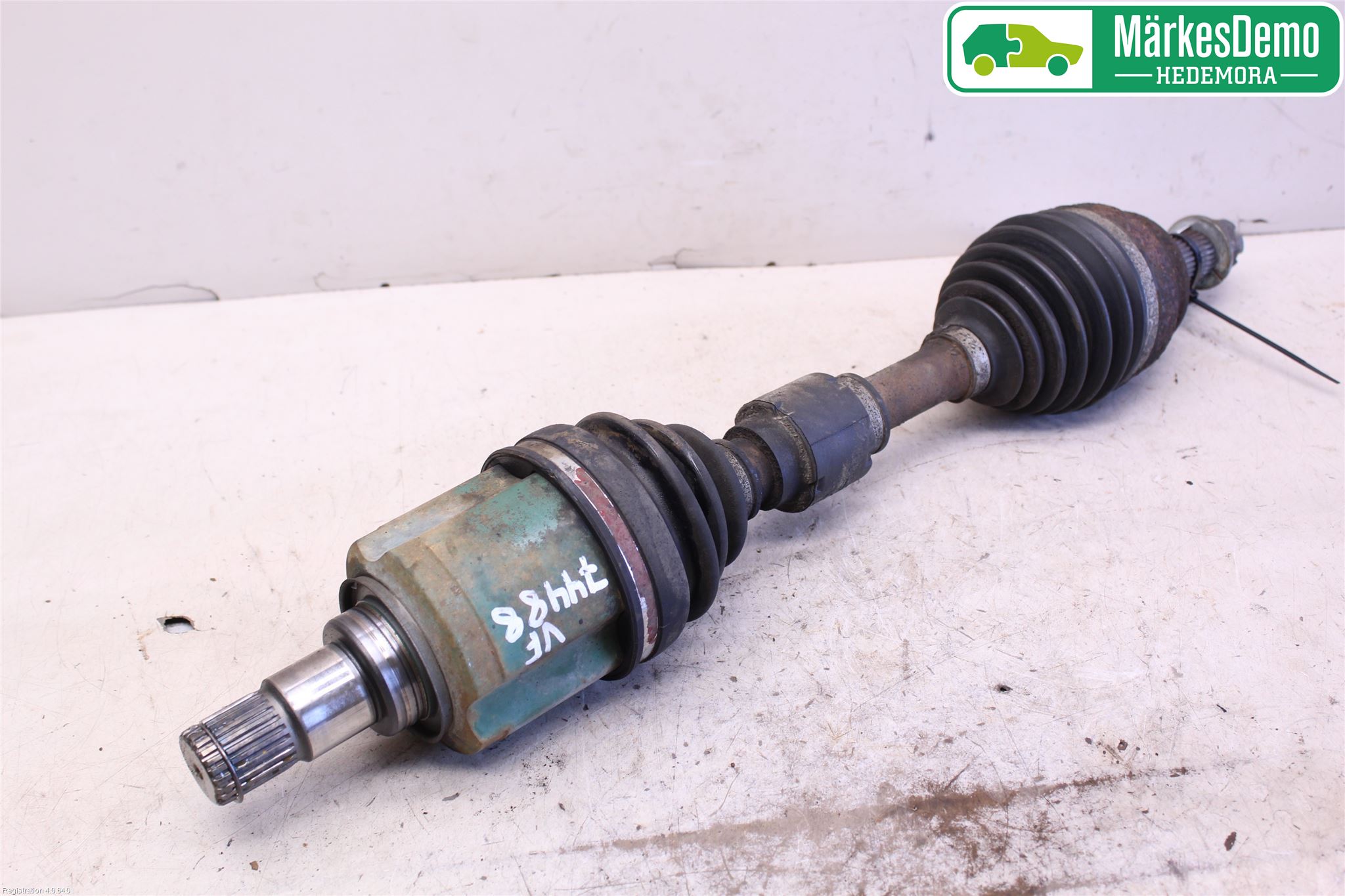 Mitsubishi OUTLANDER 07-12 Drivaxel Fram Vänster