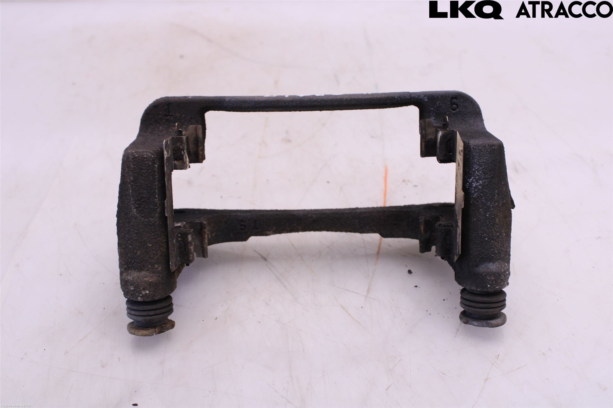 Mazda CX-5 17- Bromsokshållare